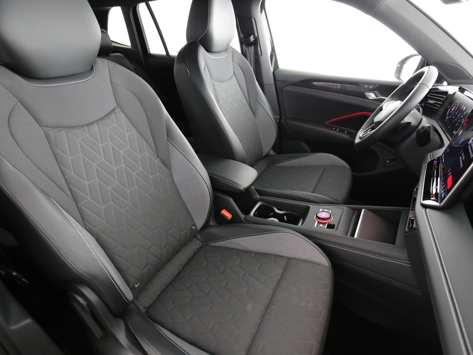 VW Tiguan - Bild 18