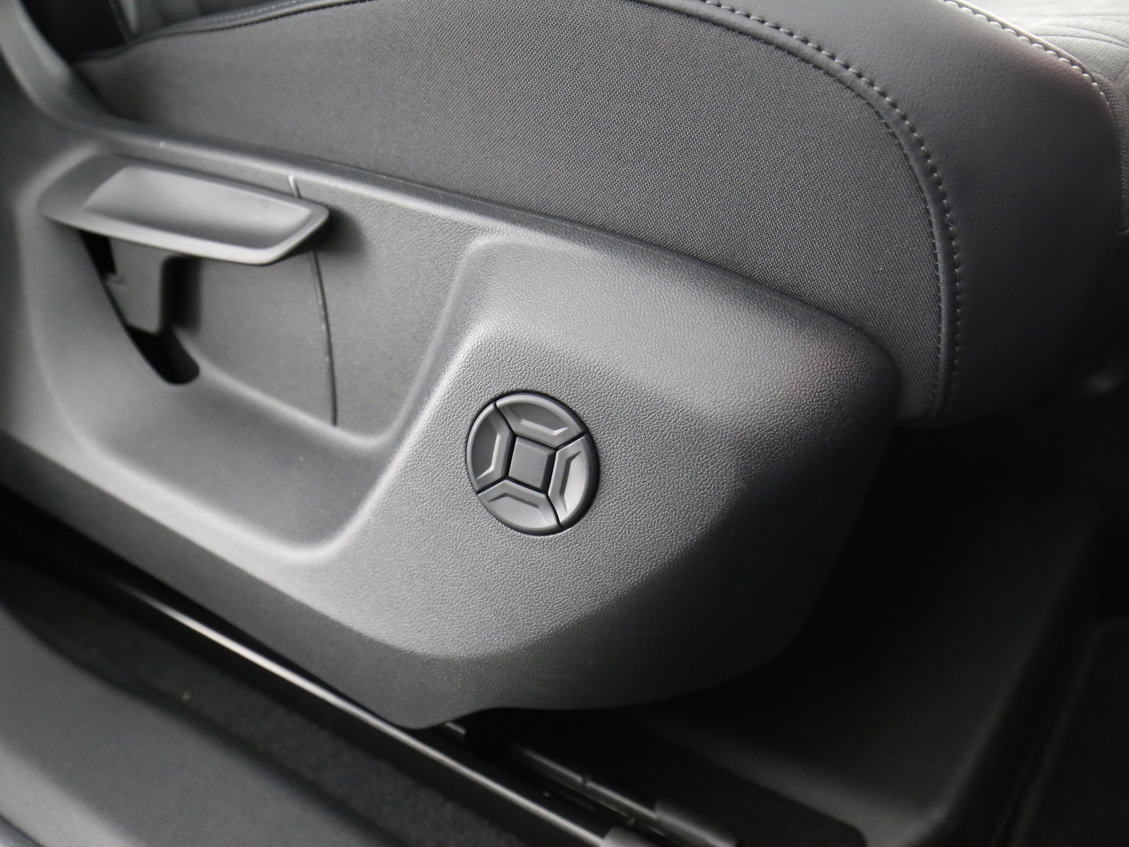 VW Tiguan - Bild 23