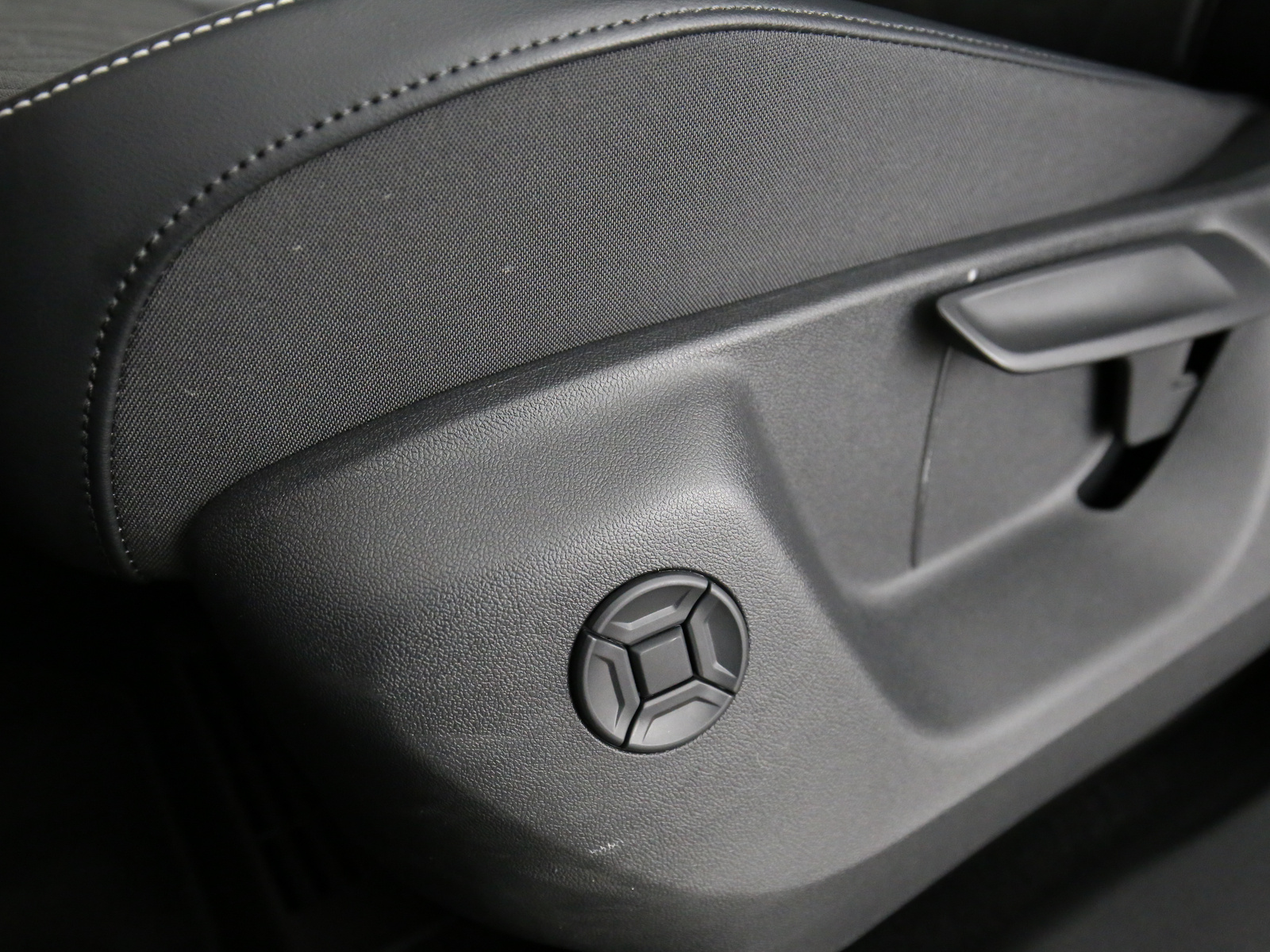 VW Tiguan - Bild 24