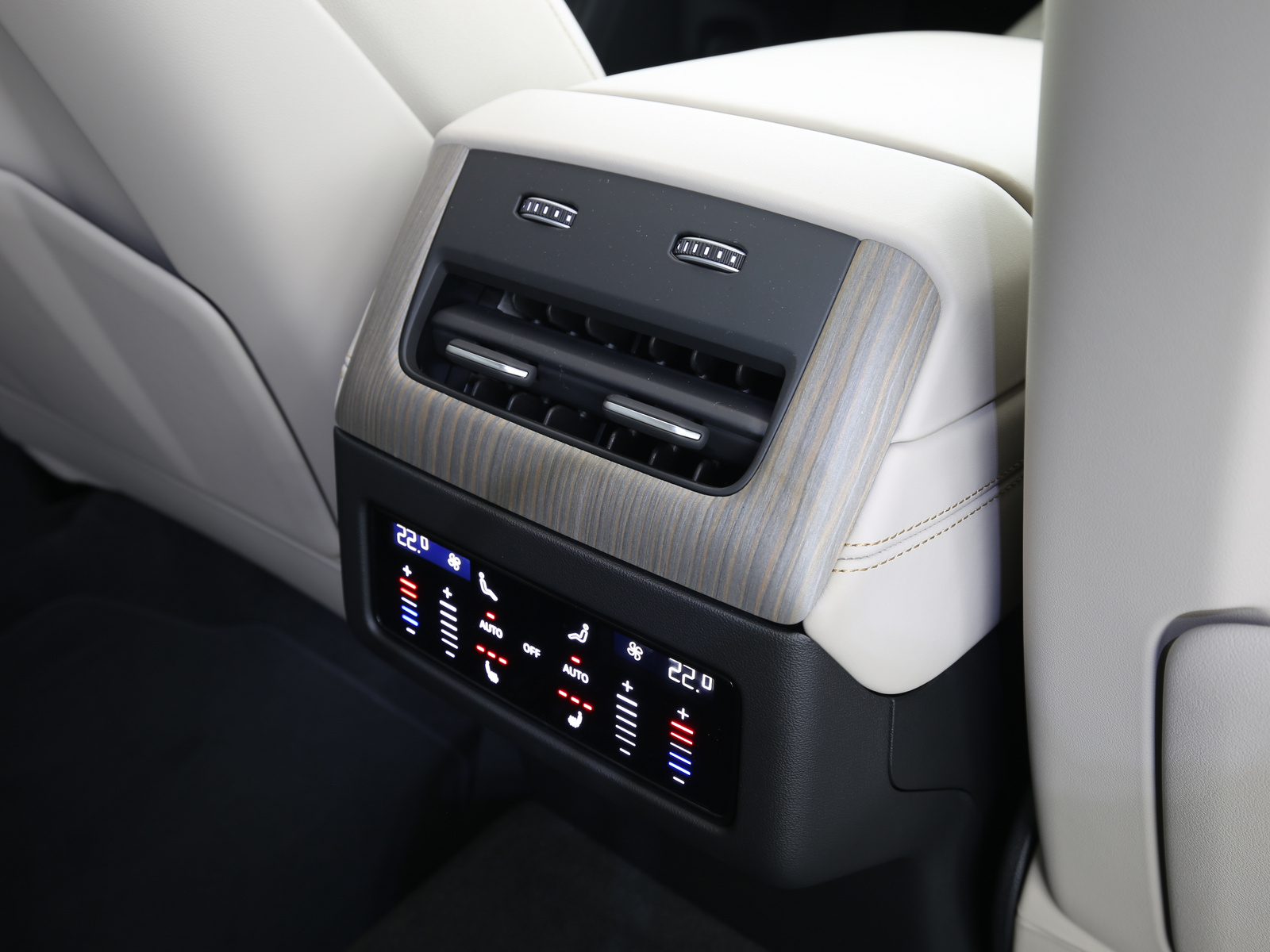 Audi Q7 - Bild 23