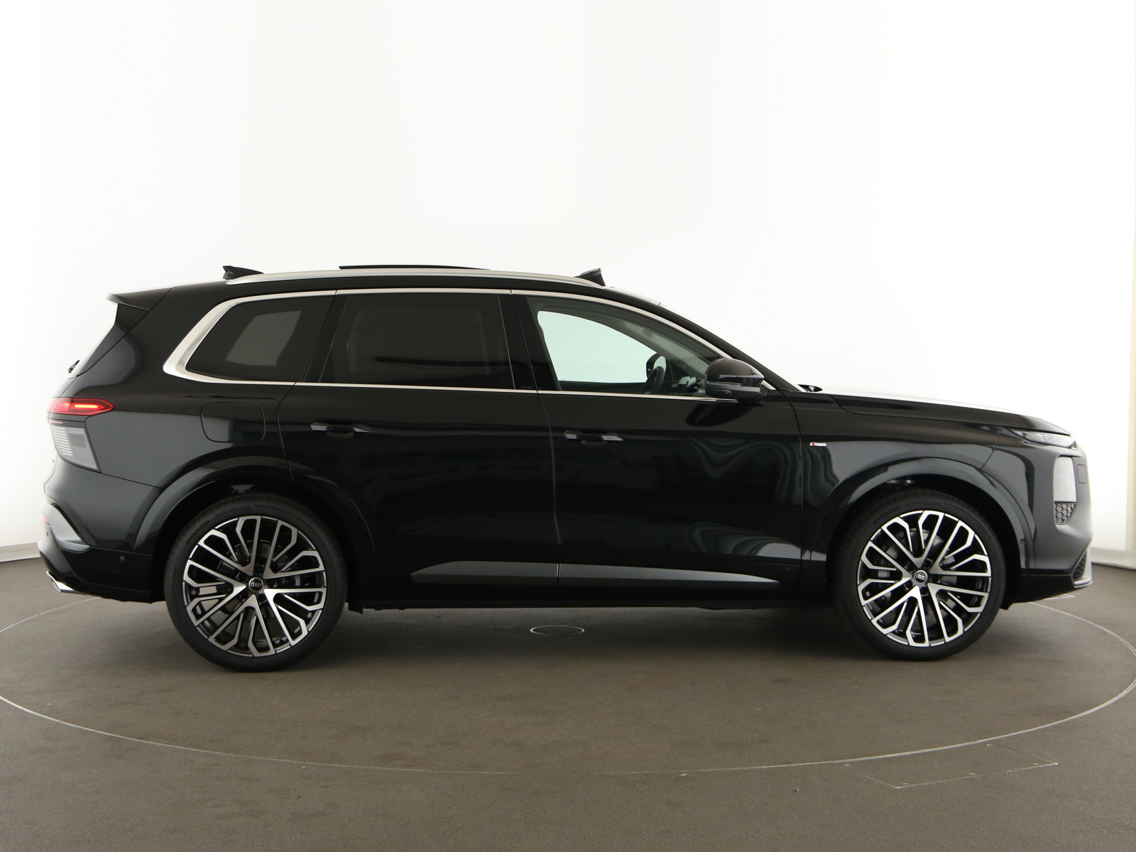 Audi Q7 - Bild 8