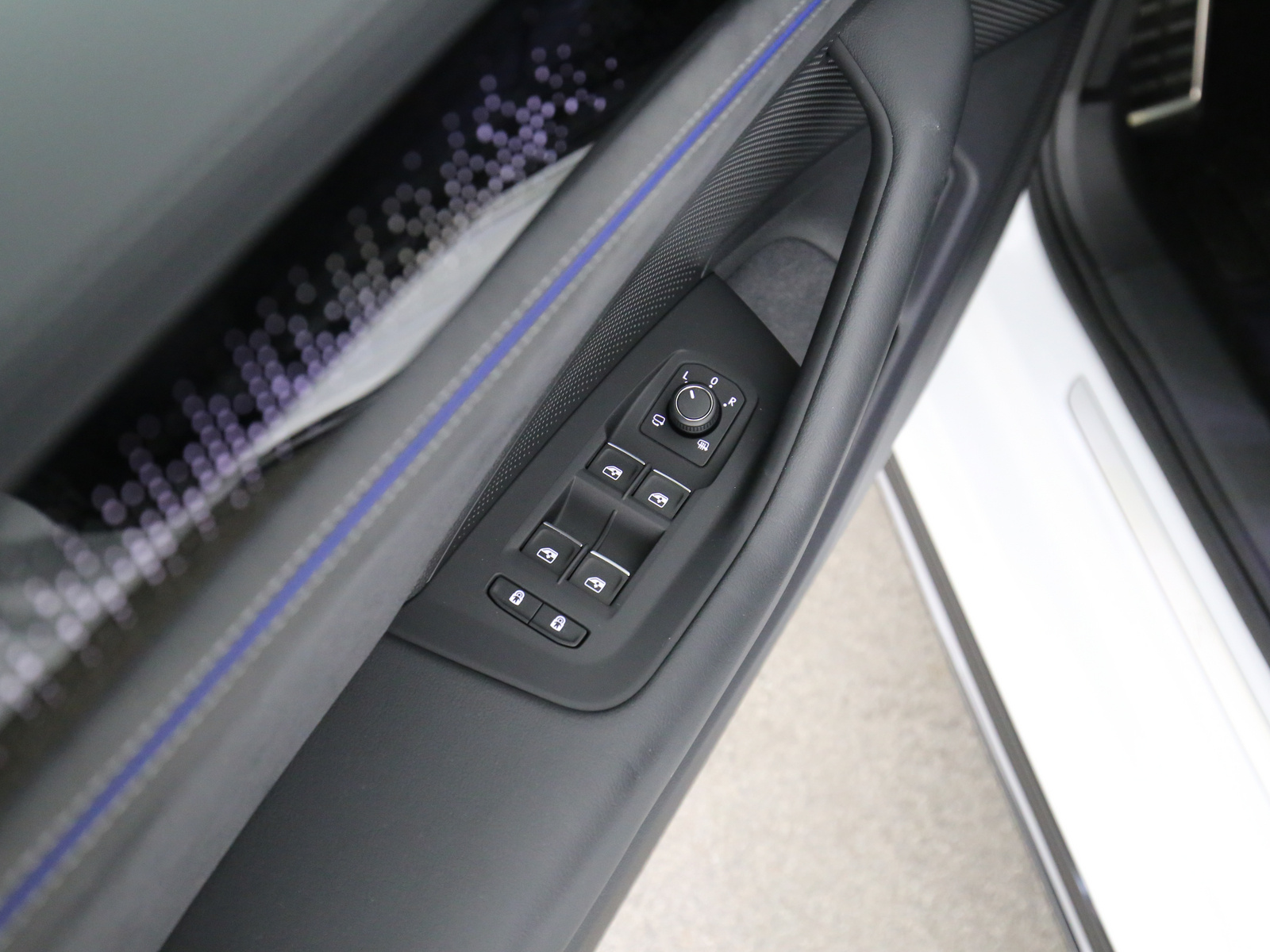 VW Passat Variant - Bild 23