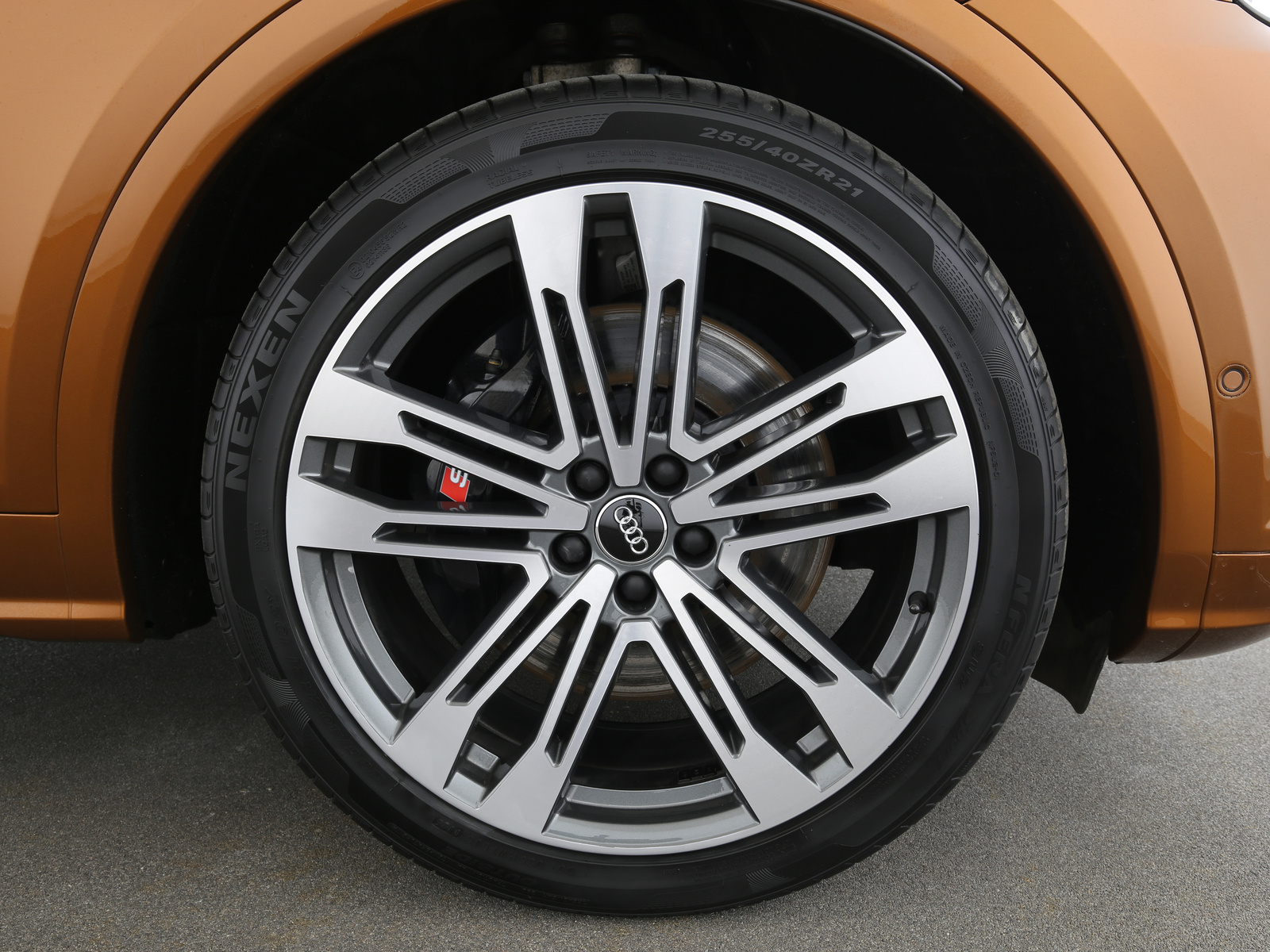 Audi SQ5 - Bild 25