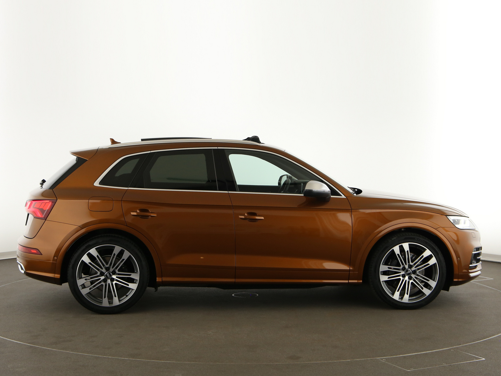 Audi SQ5 - Bild 8