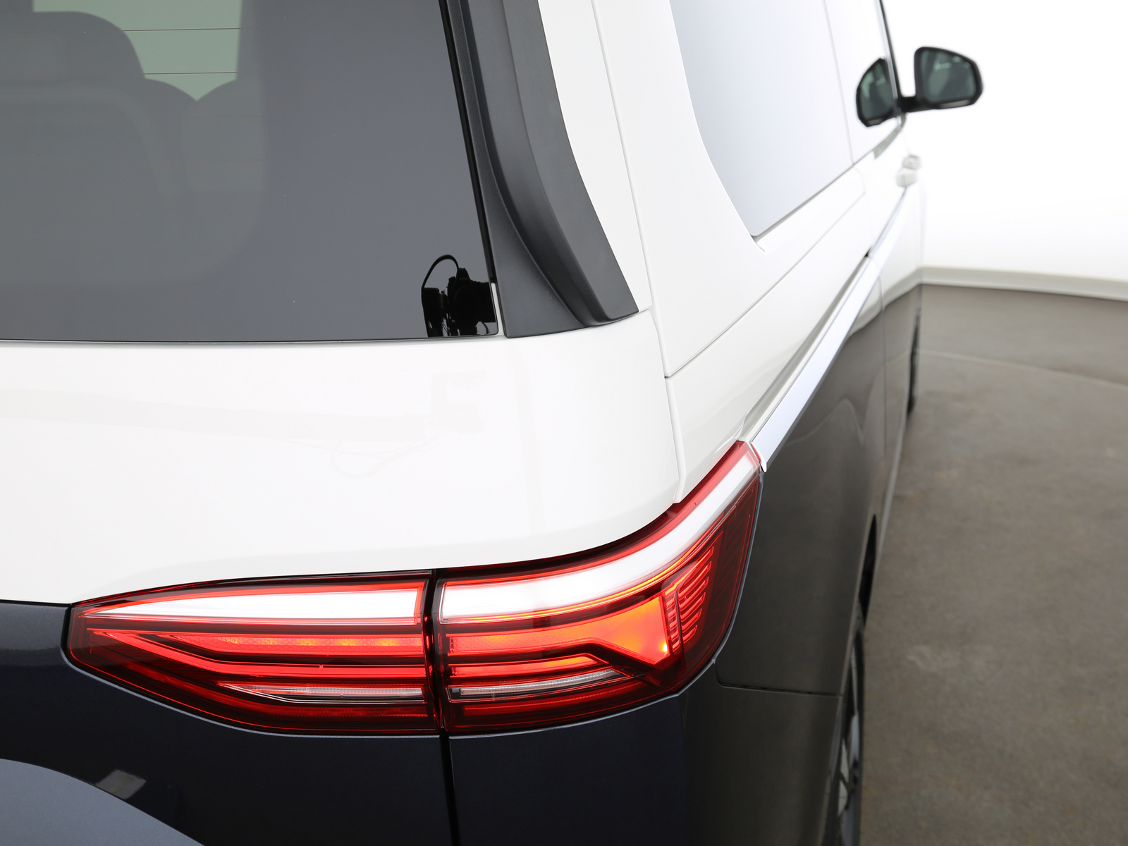 VW Multivan - Bild 23