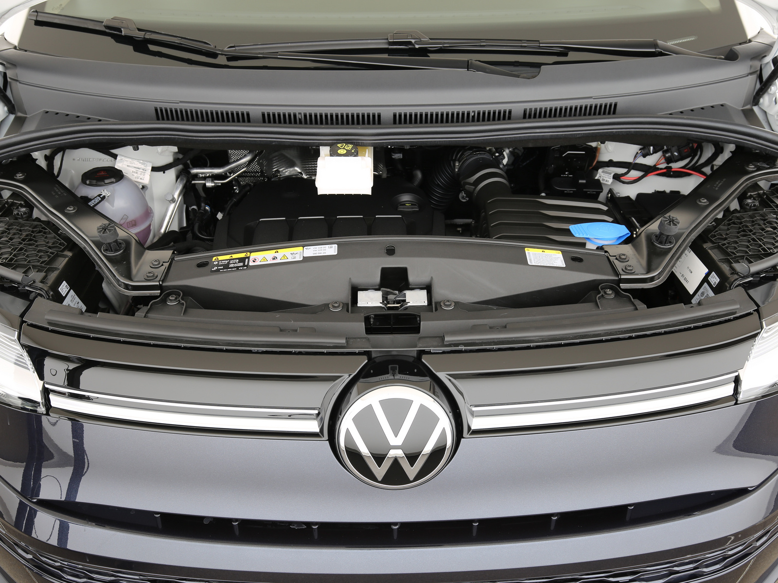 VW Multivan - Bild 24