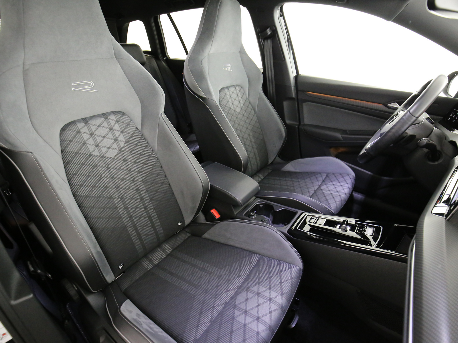 VW Golf VIII Variant - Bild 14