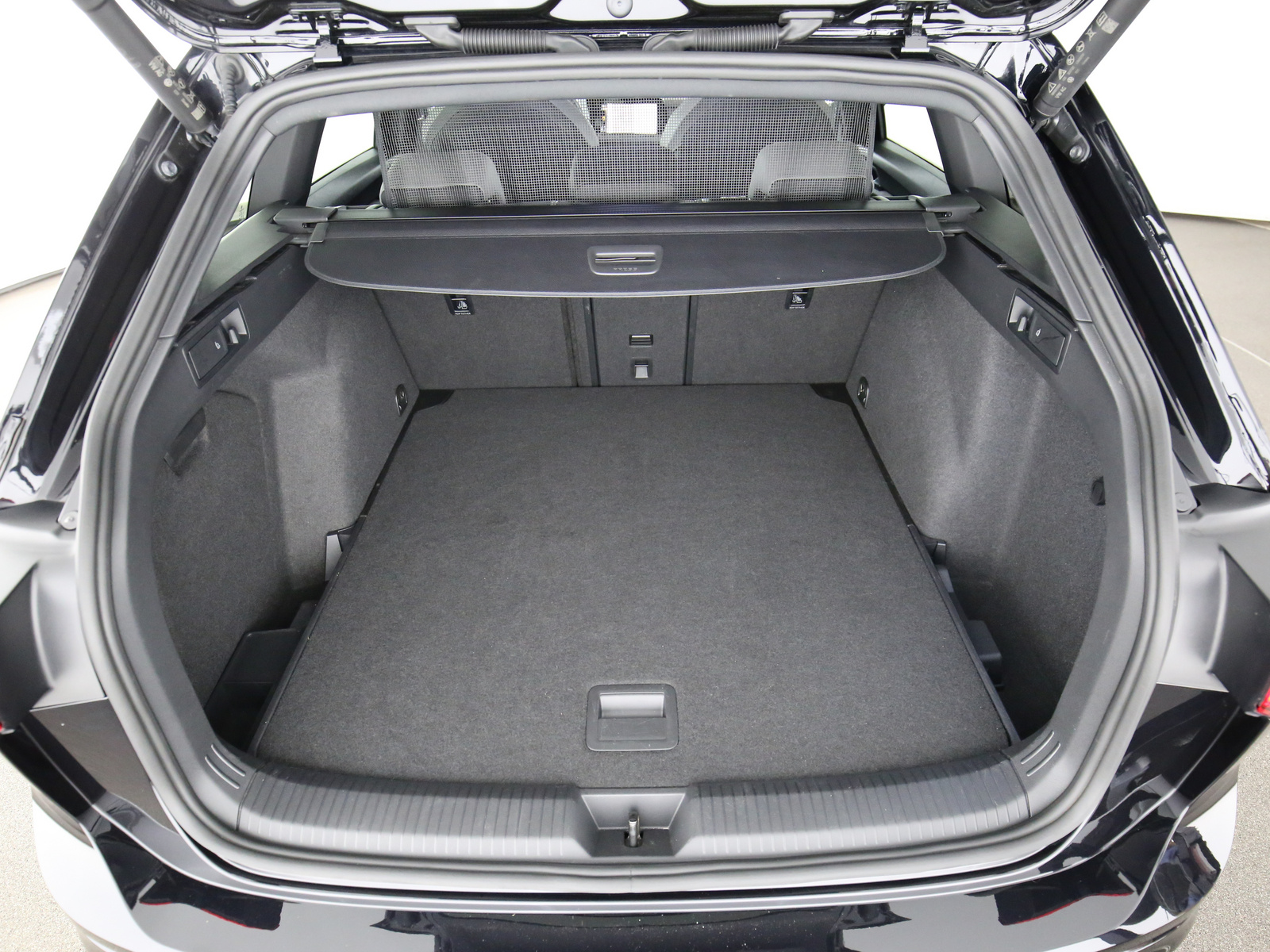 VW Golf VIII Variant - Bild 25