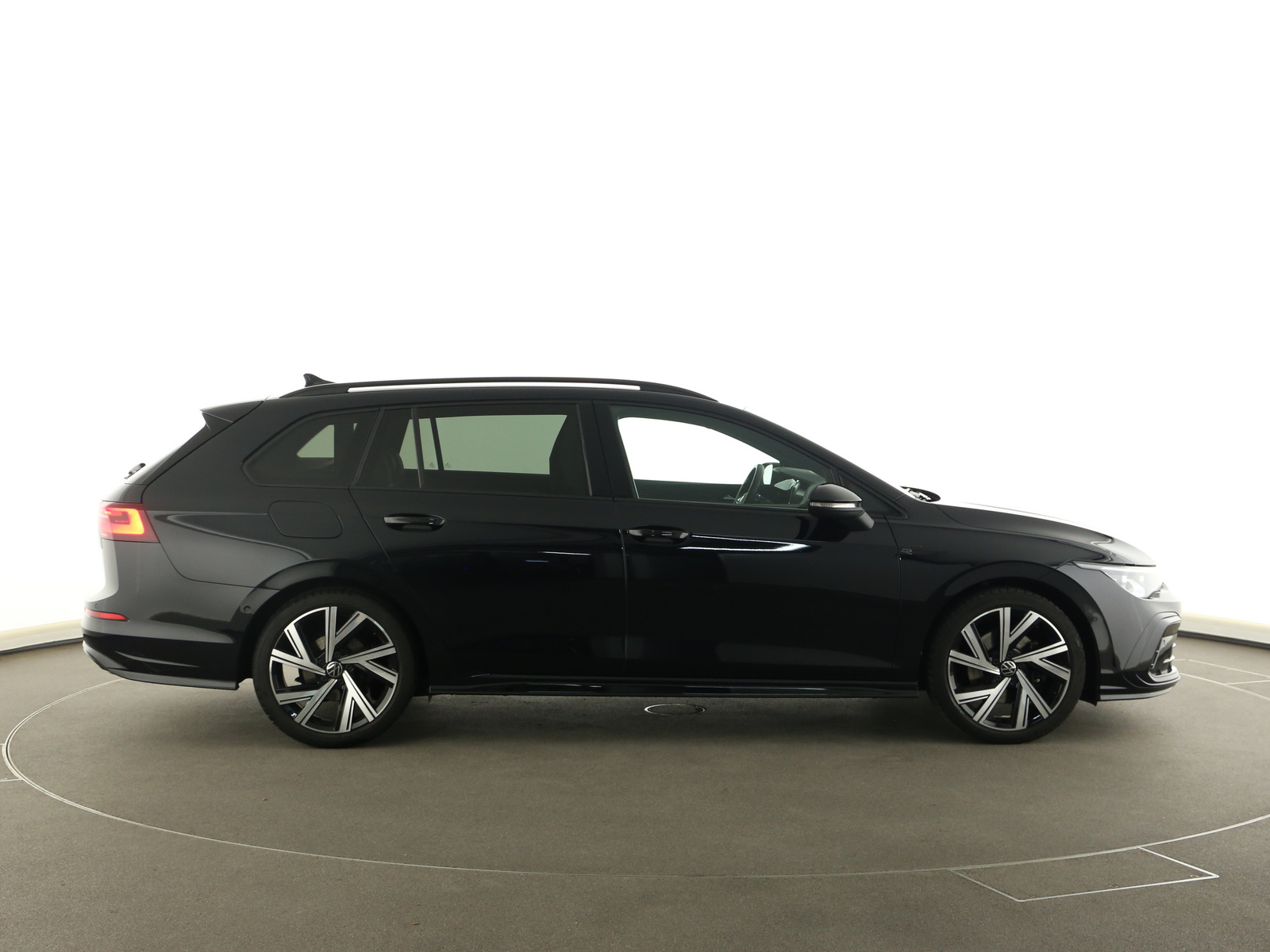 VW Golf VIII Variant - Bild 8