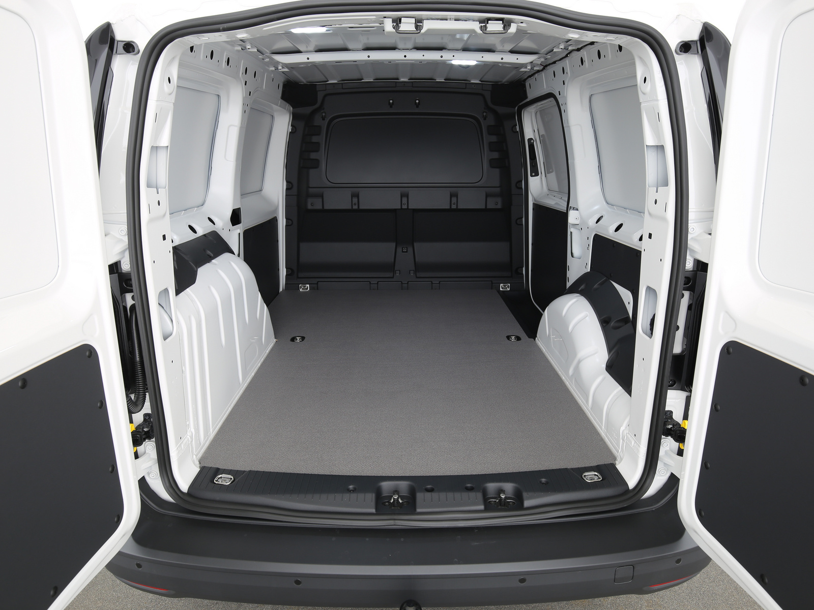 VW Caddy Cargo / Flexible / Kombi - Bild 25
