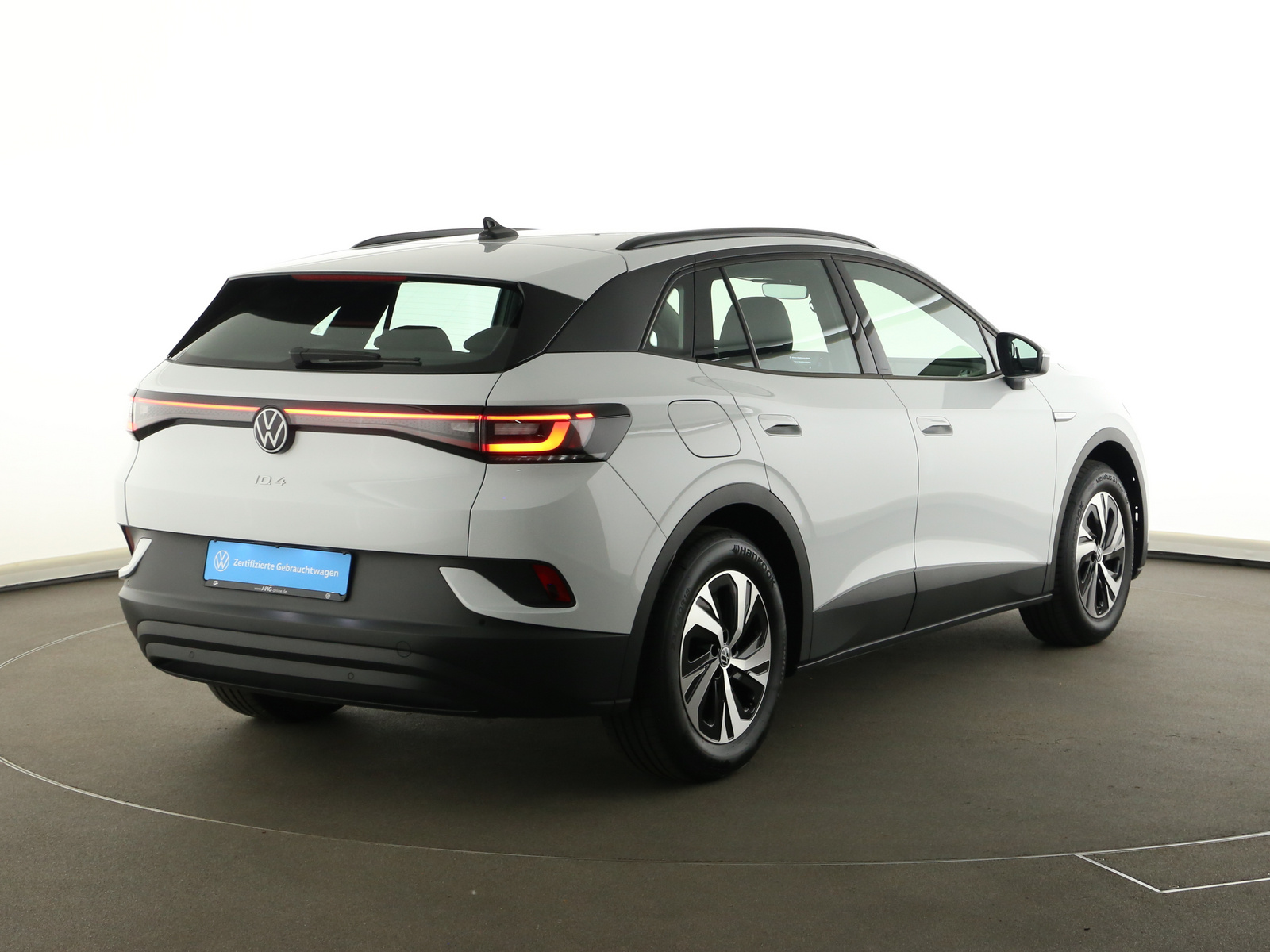 VW ID.4 - Image 11