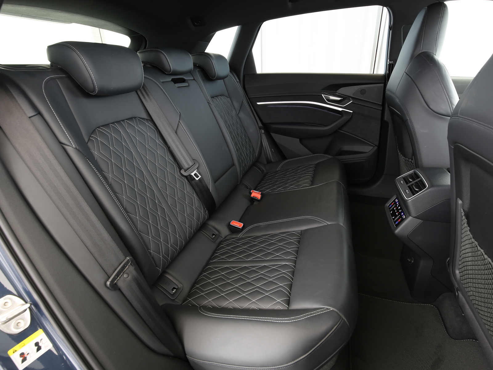Audi Q8 e-tron - Bild 15