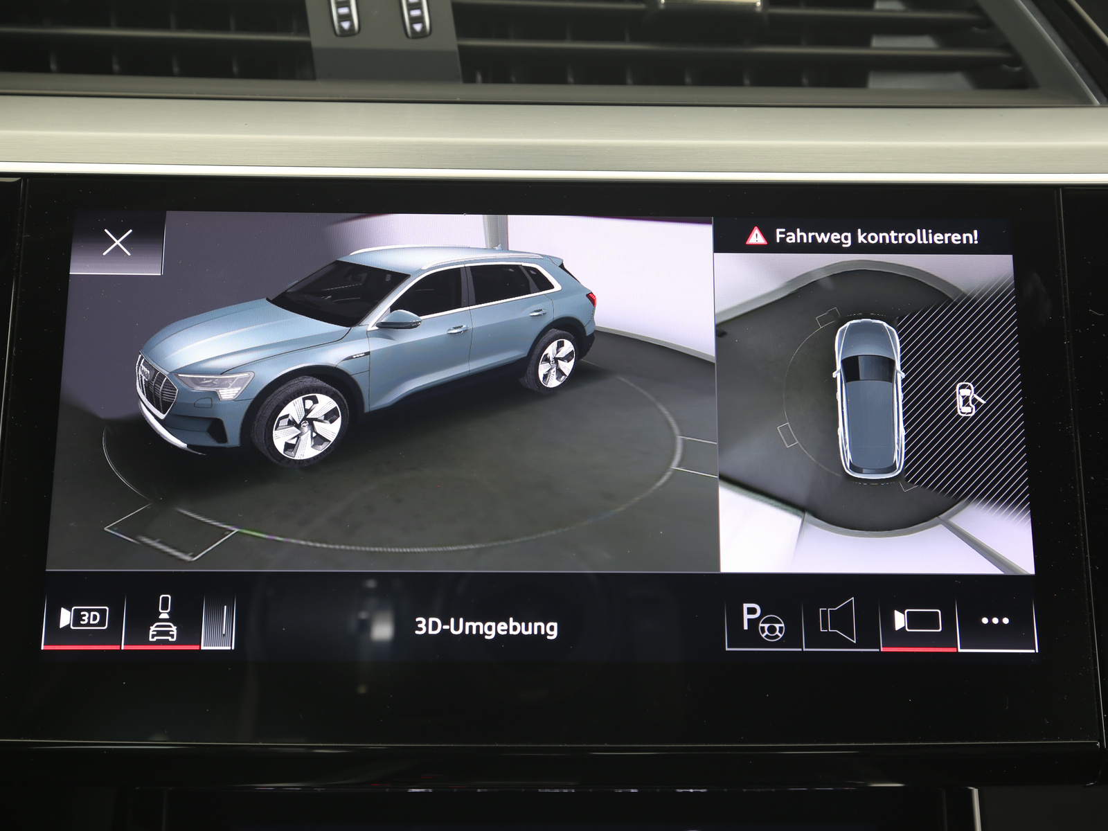 Audi Q8 e-tron - Bild 18