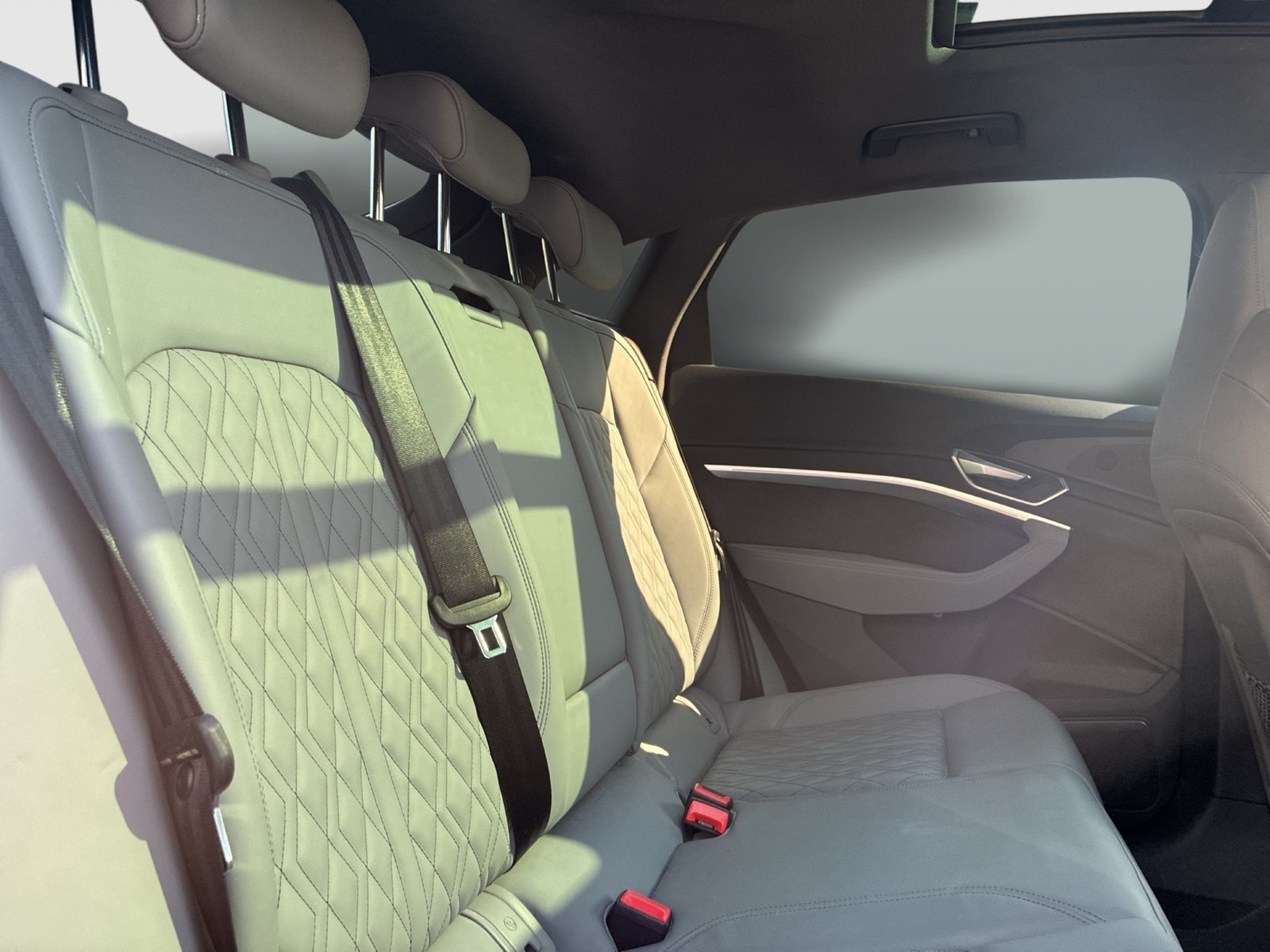 Audi Q8 e-tron Sportback - Bild 17