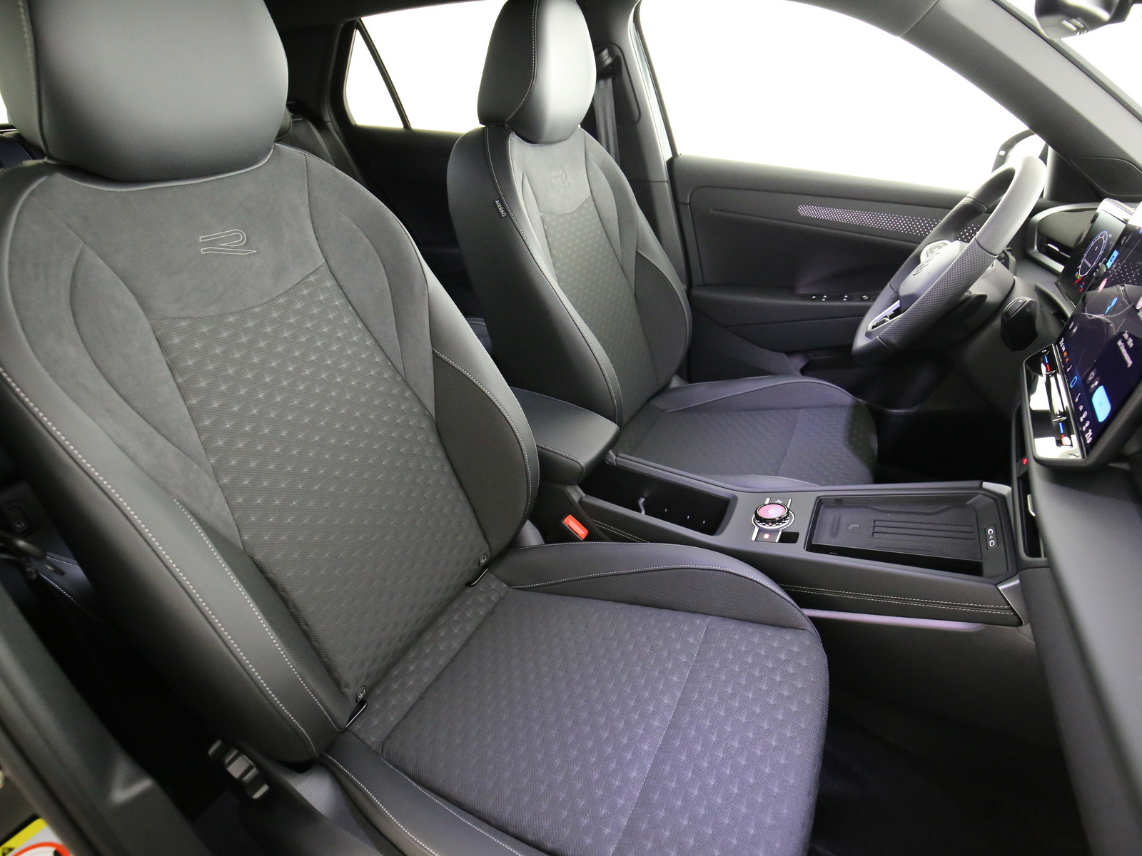 VW T-Roc - Bild 18