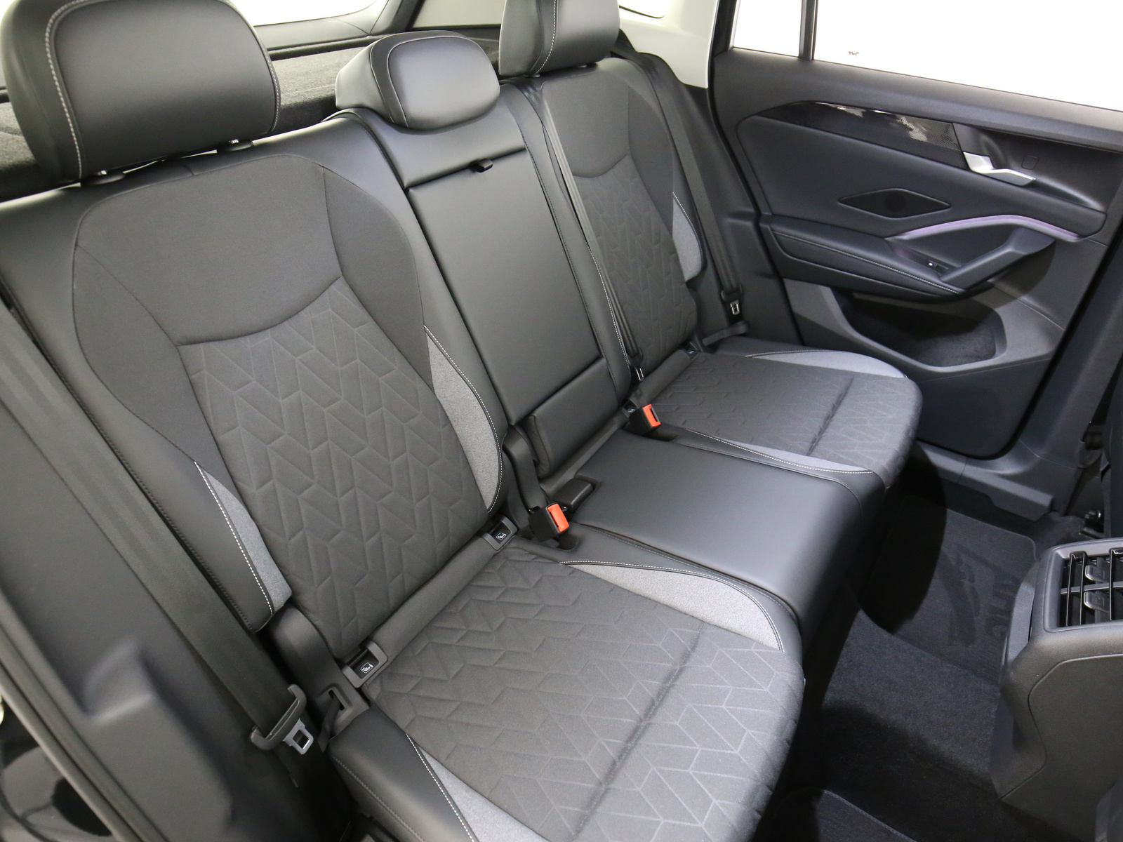 VW Tiguan - Bild 19