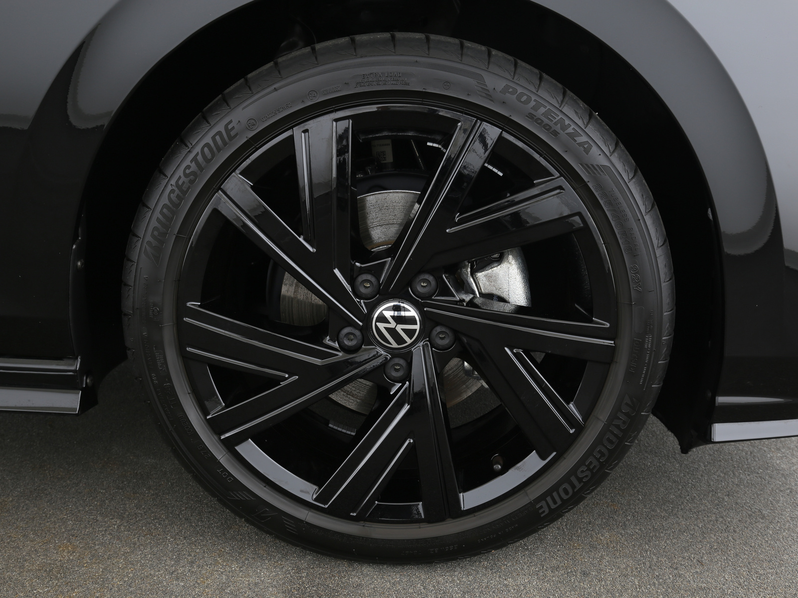 VW Golf VIII - Bild 23