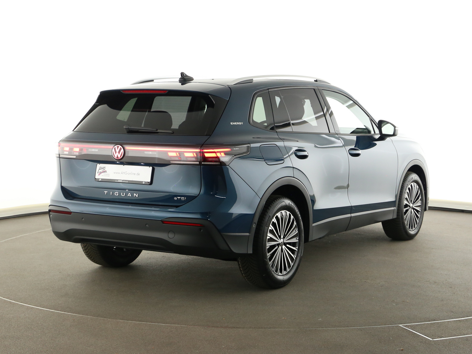 VW Tiguan - Bild 11