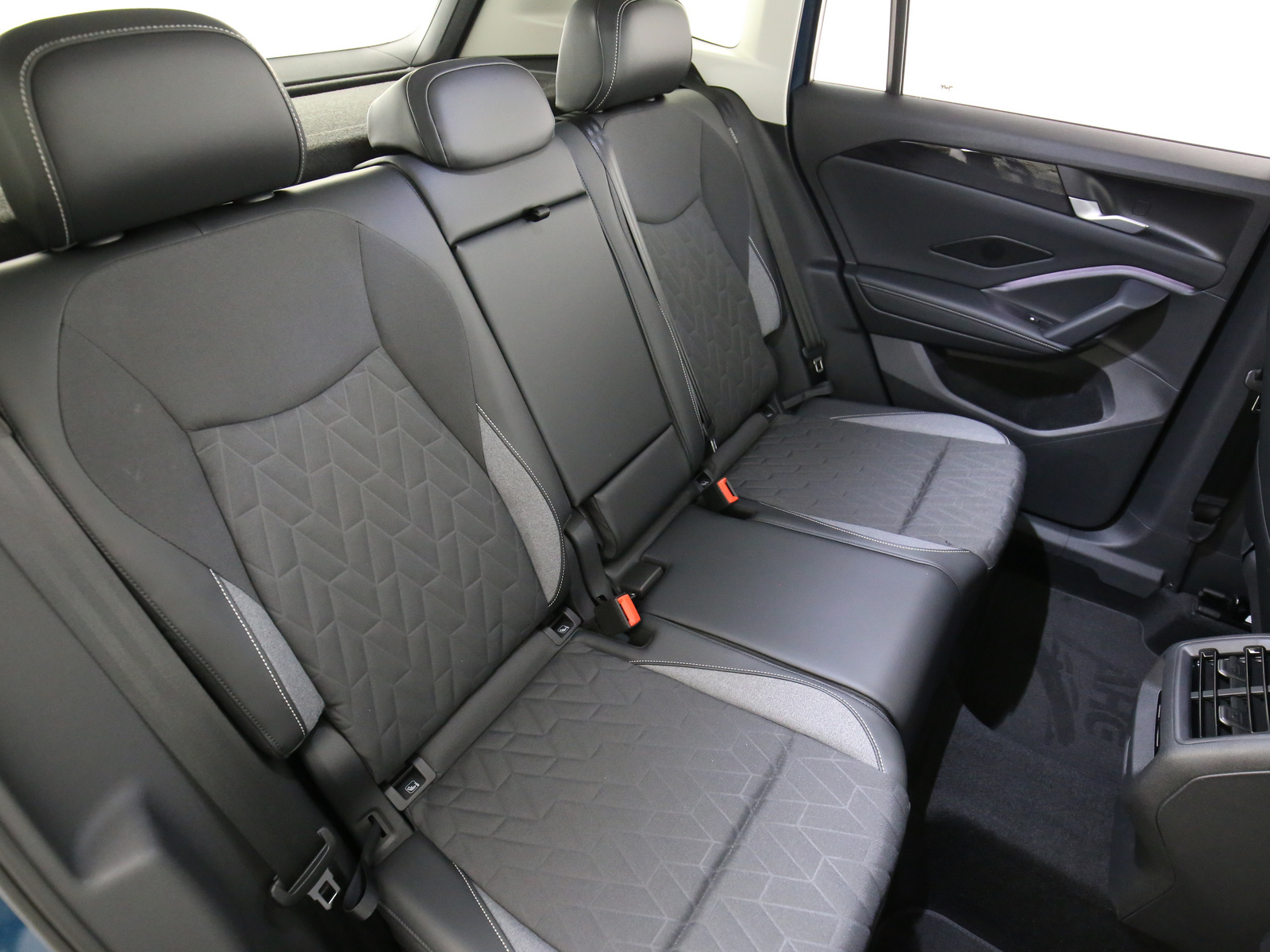 VW Tiguan - Bild 19