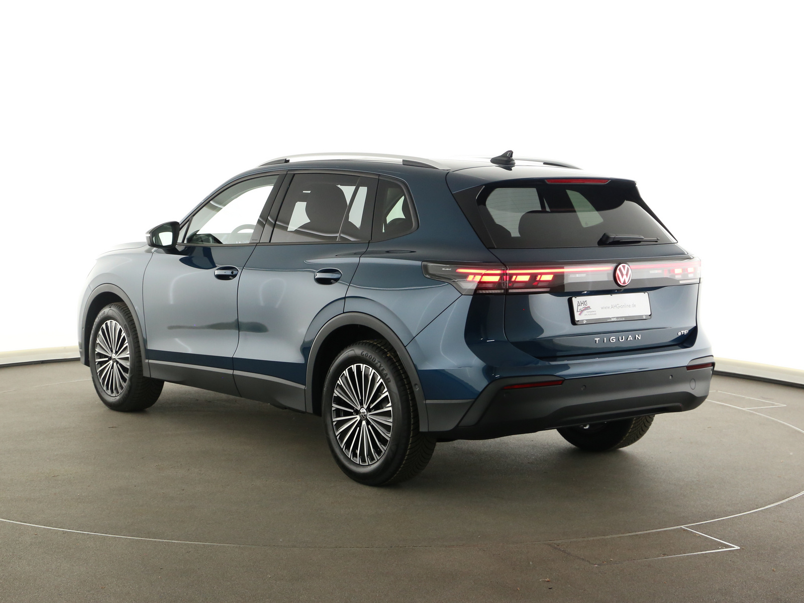 VW Tiguan - Bild 9