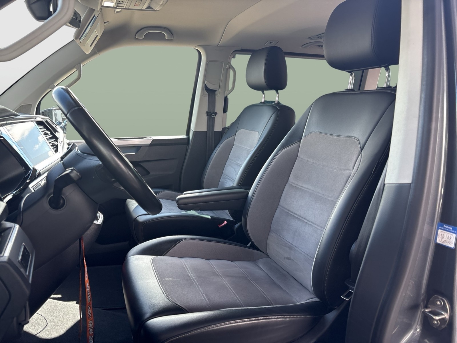 VW Multivan - Bild 11