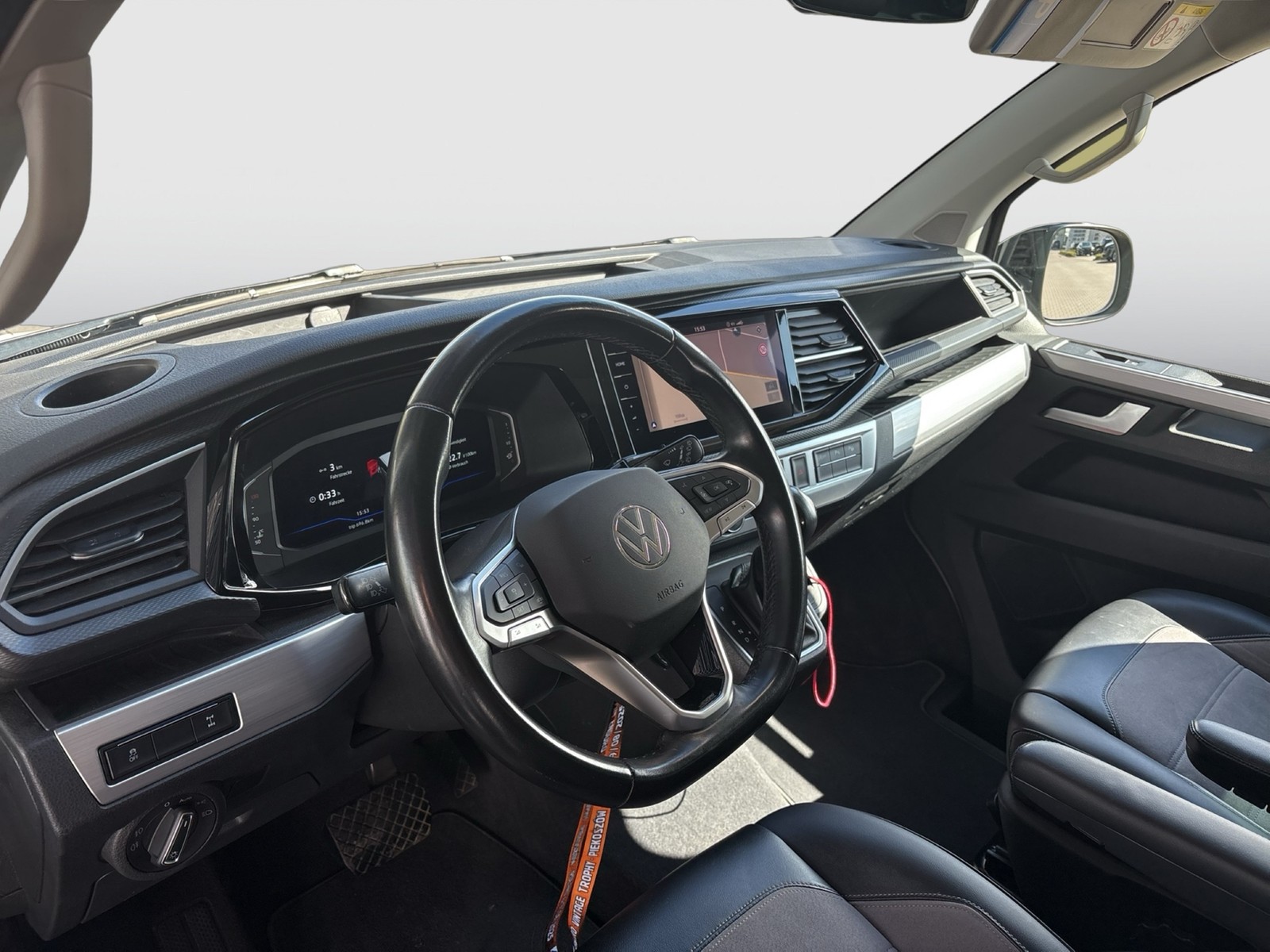VW Multivan - Bild 12