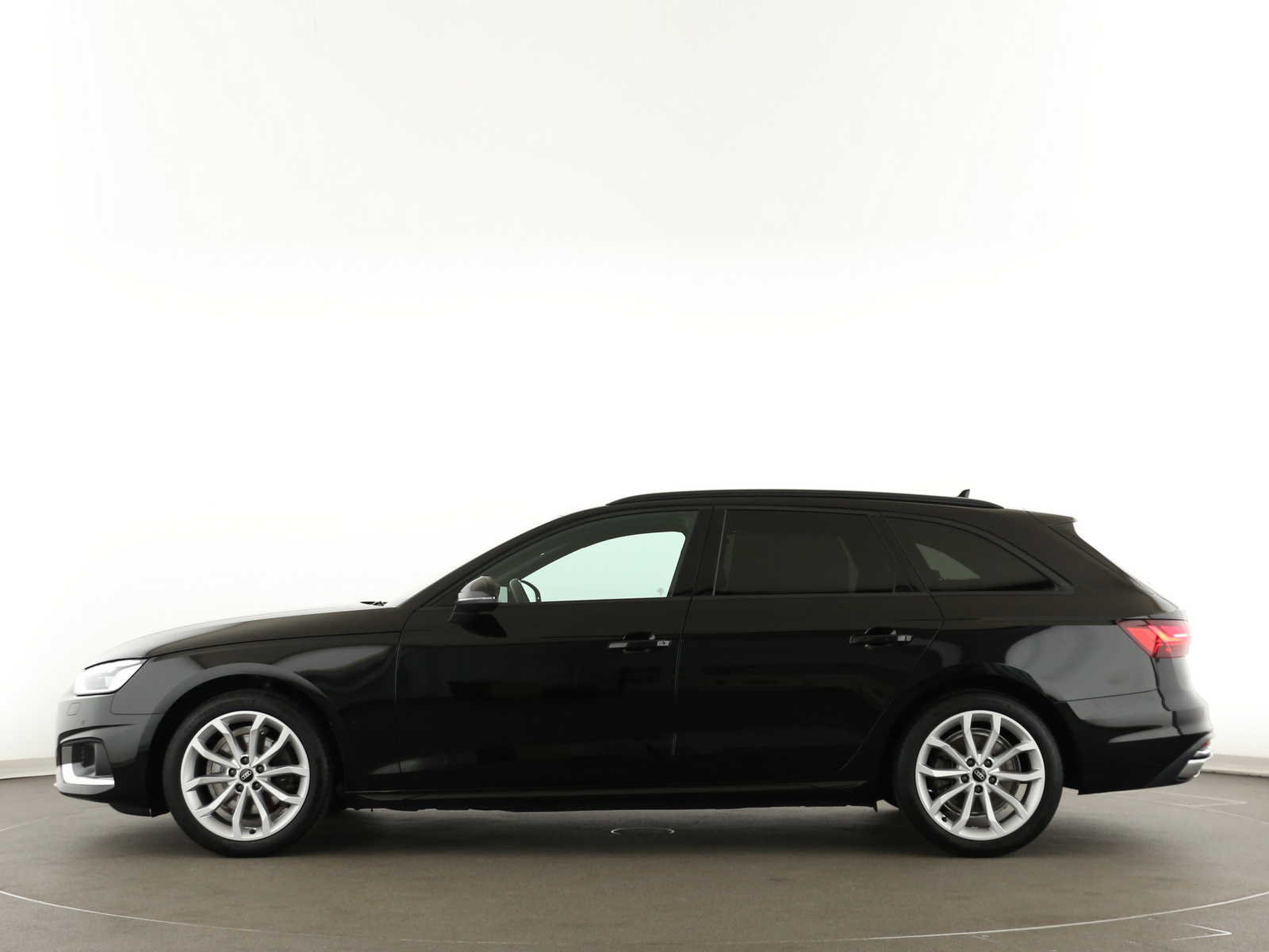 Audi A4 Avant - Bild 4