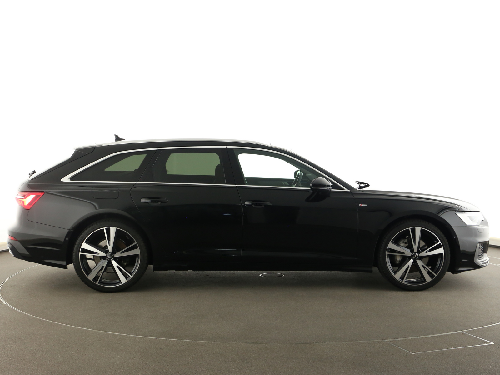 Audi A6 Avant - Bild 12