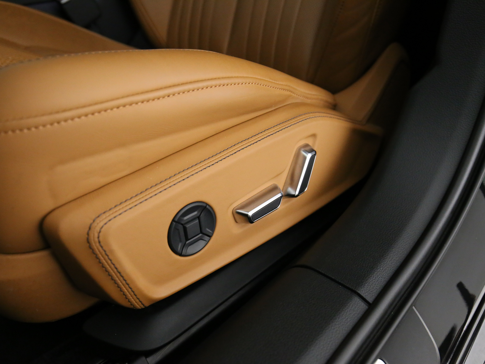 Audi A6 Avant - Bild 23