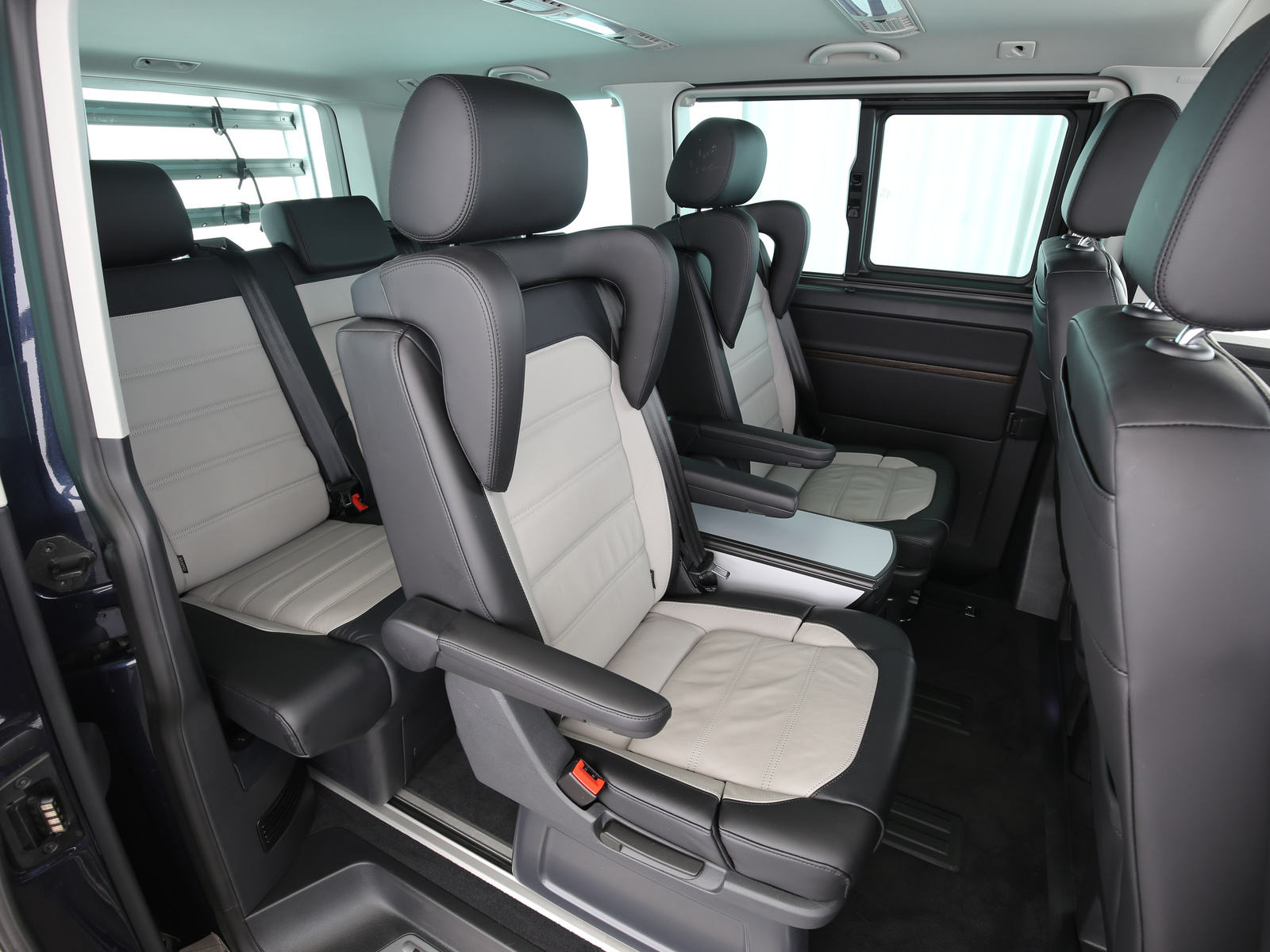 VW Multivan - Bild 15