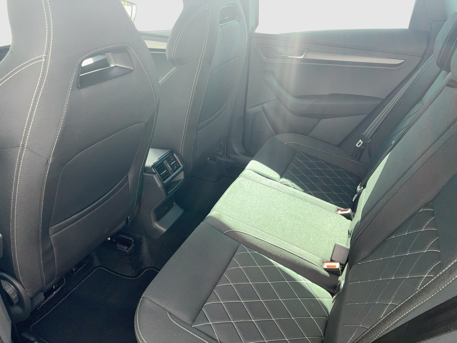 Skoda Karoq - Bild 12