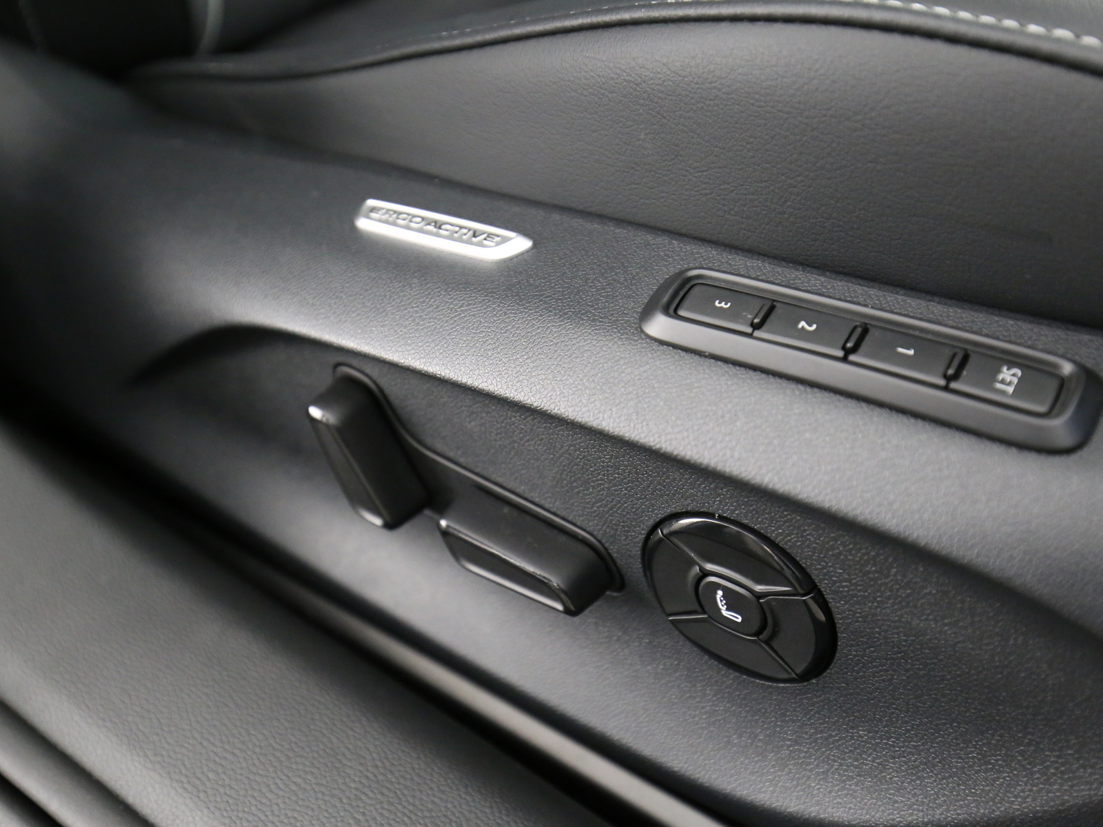 VW Passat Variant - Bild 23