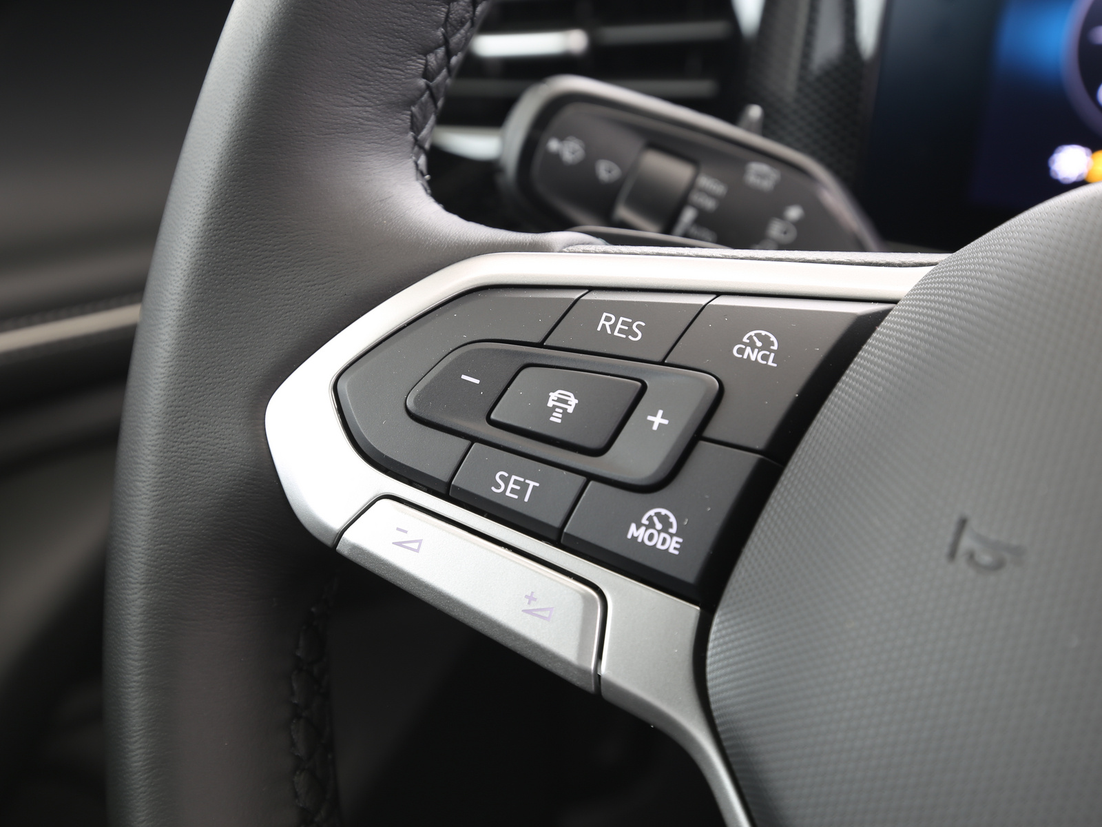 VW Passat Variant - Bild 13