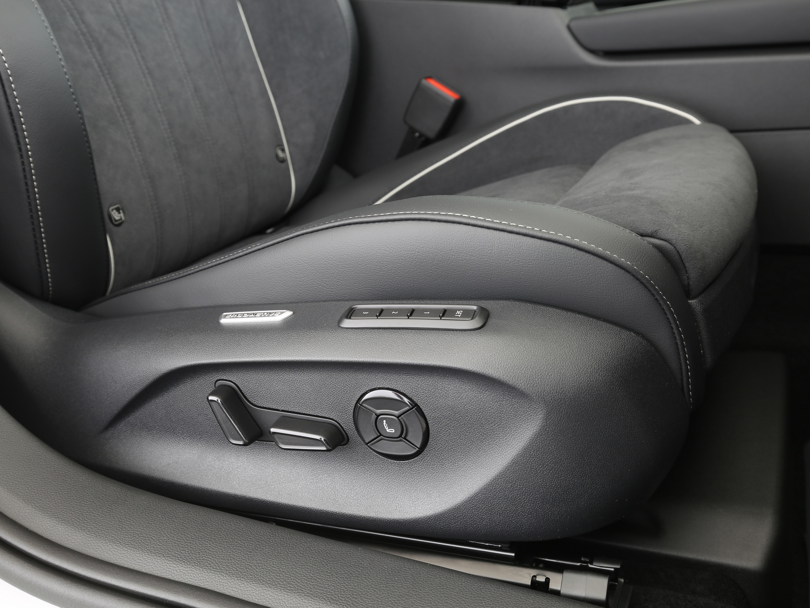 VW Passat Variant - Bild 15