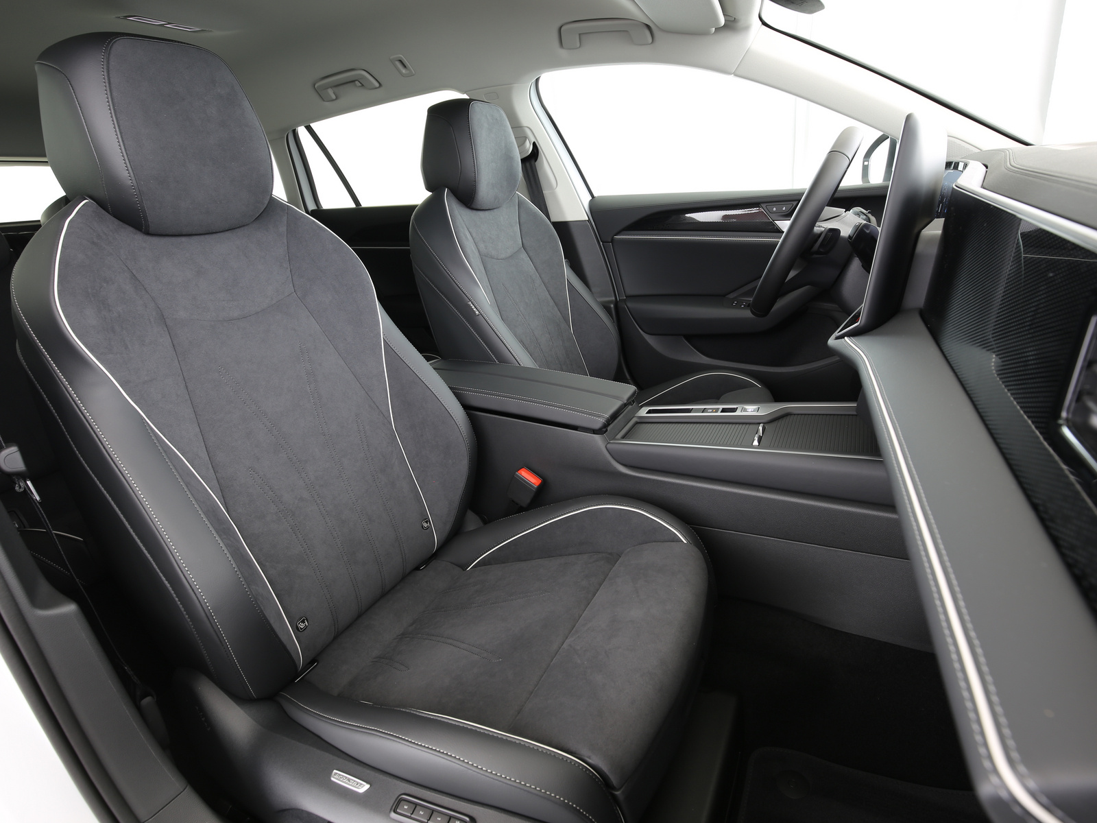 VW Passat Variant - Bild 16