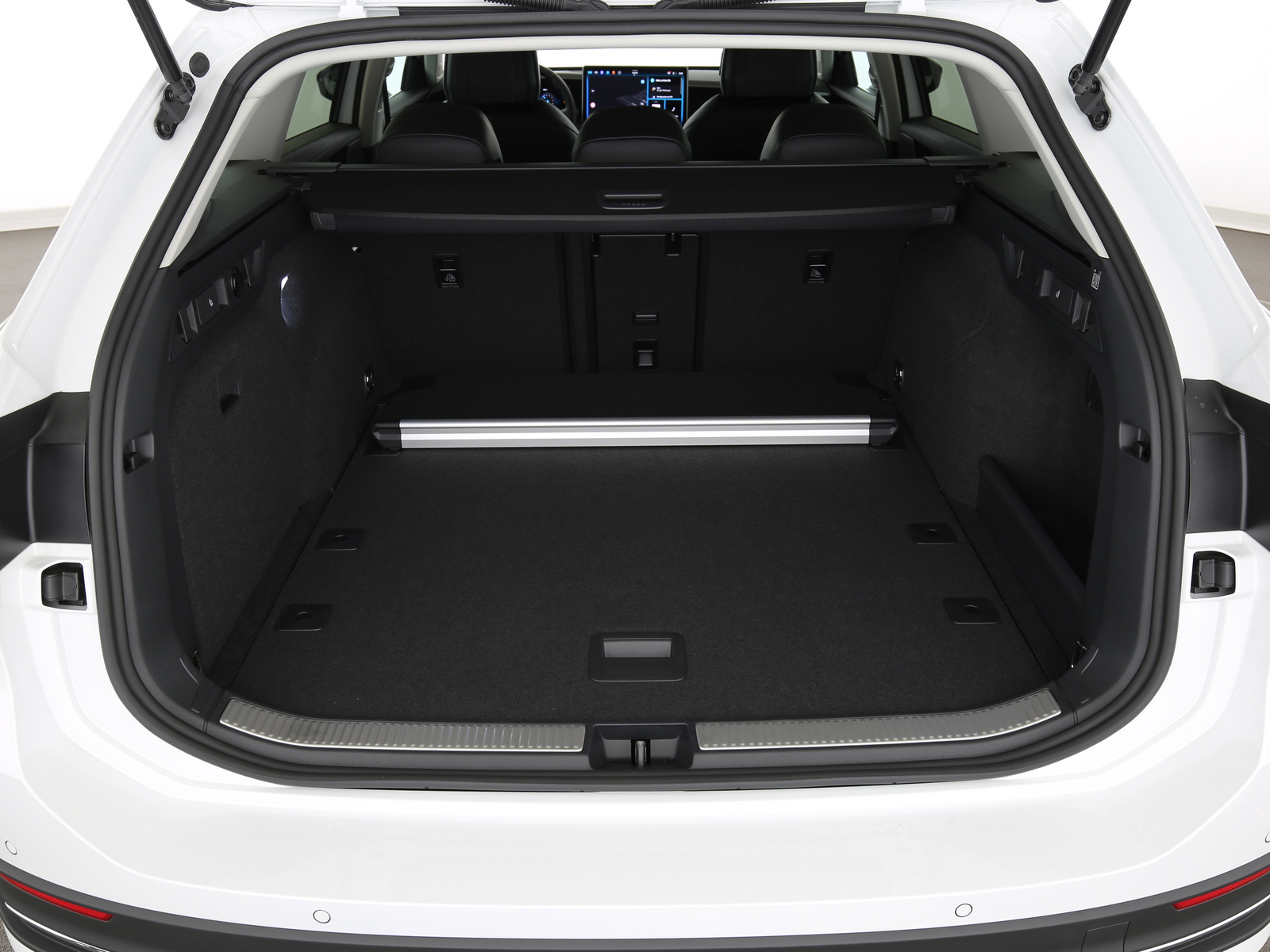 VW Passat Variant - Bild 24
