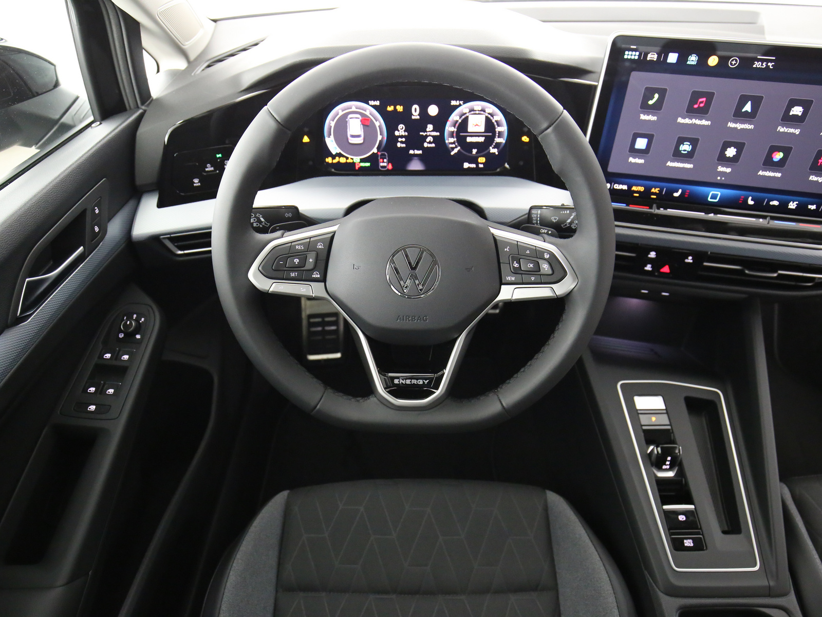 VW Golf VIII Variant - Bild 10