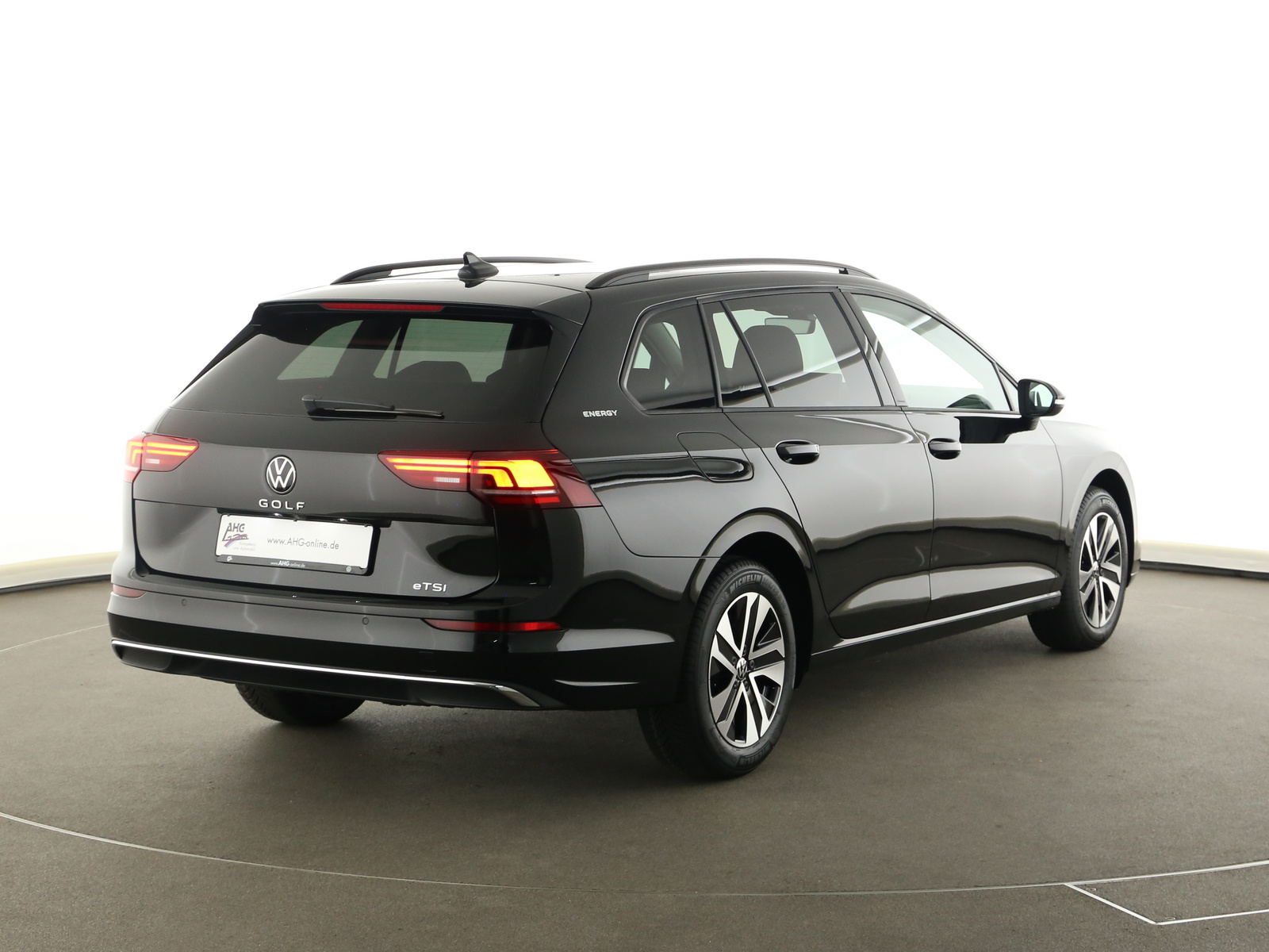 VW Golf VIII Variant - Bild 7