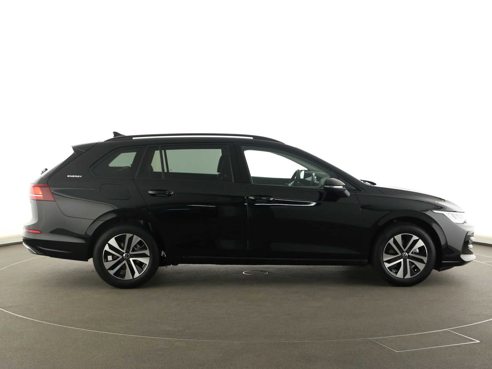 VW Golf VIII Variant - Bild 8