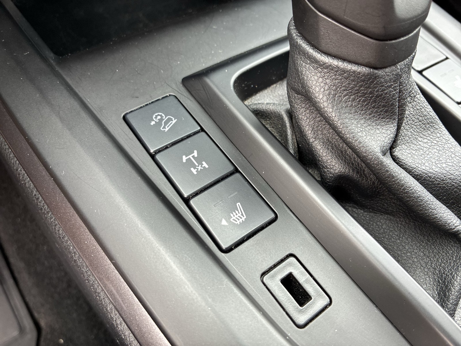 Isuzu Sonstige Isuzu - Bild 15