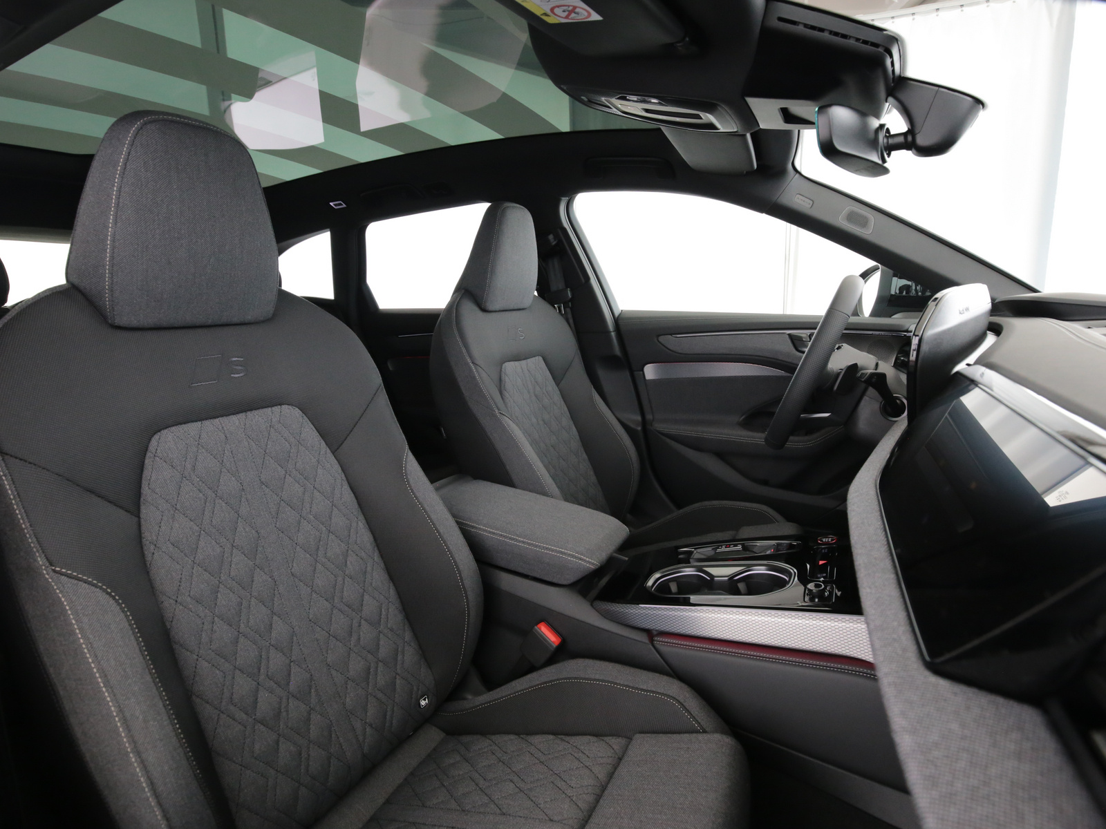 Audi A6 Avant - Bild 17