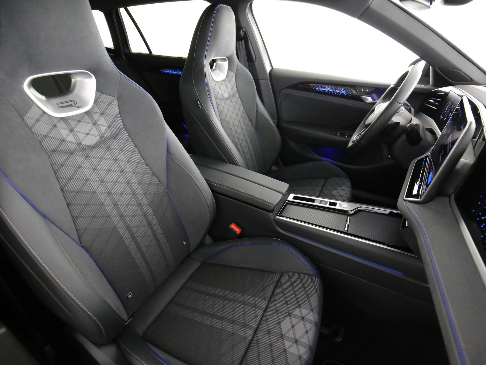 VW Passat Variant - Bild 14
