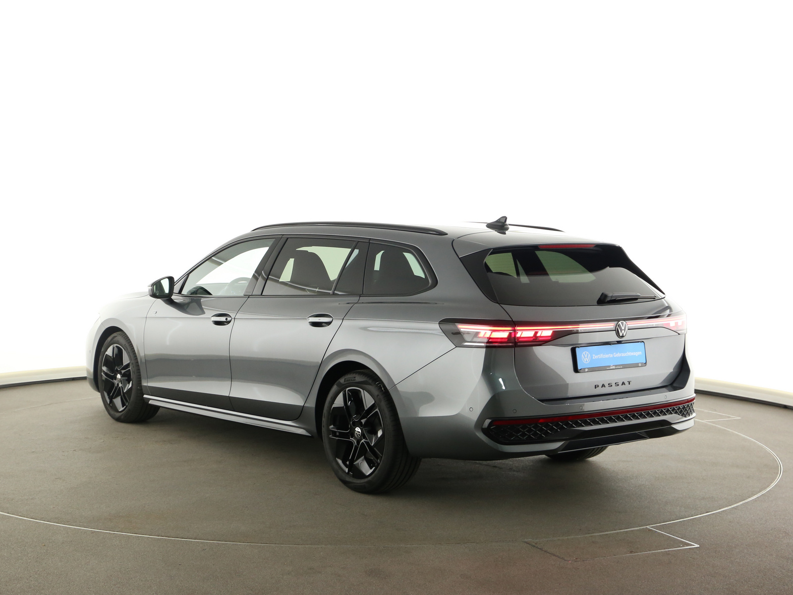 VW Passat Variant - Bild 5