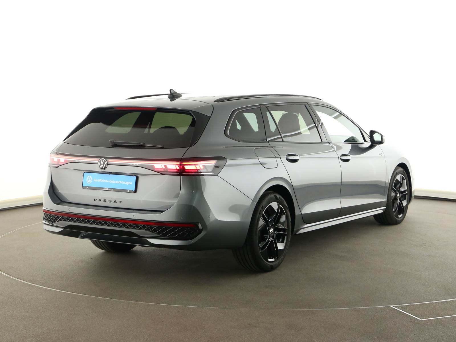 VW Passat Variant - Bild 7