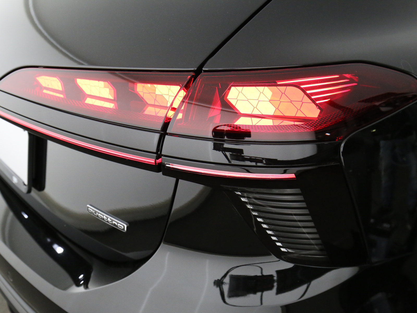 Audi A6 Avant - Bild 22
