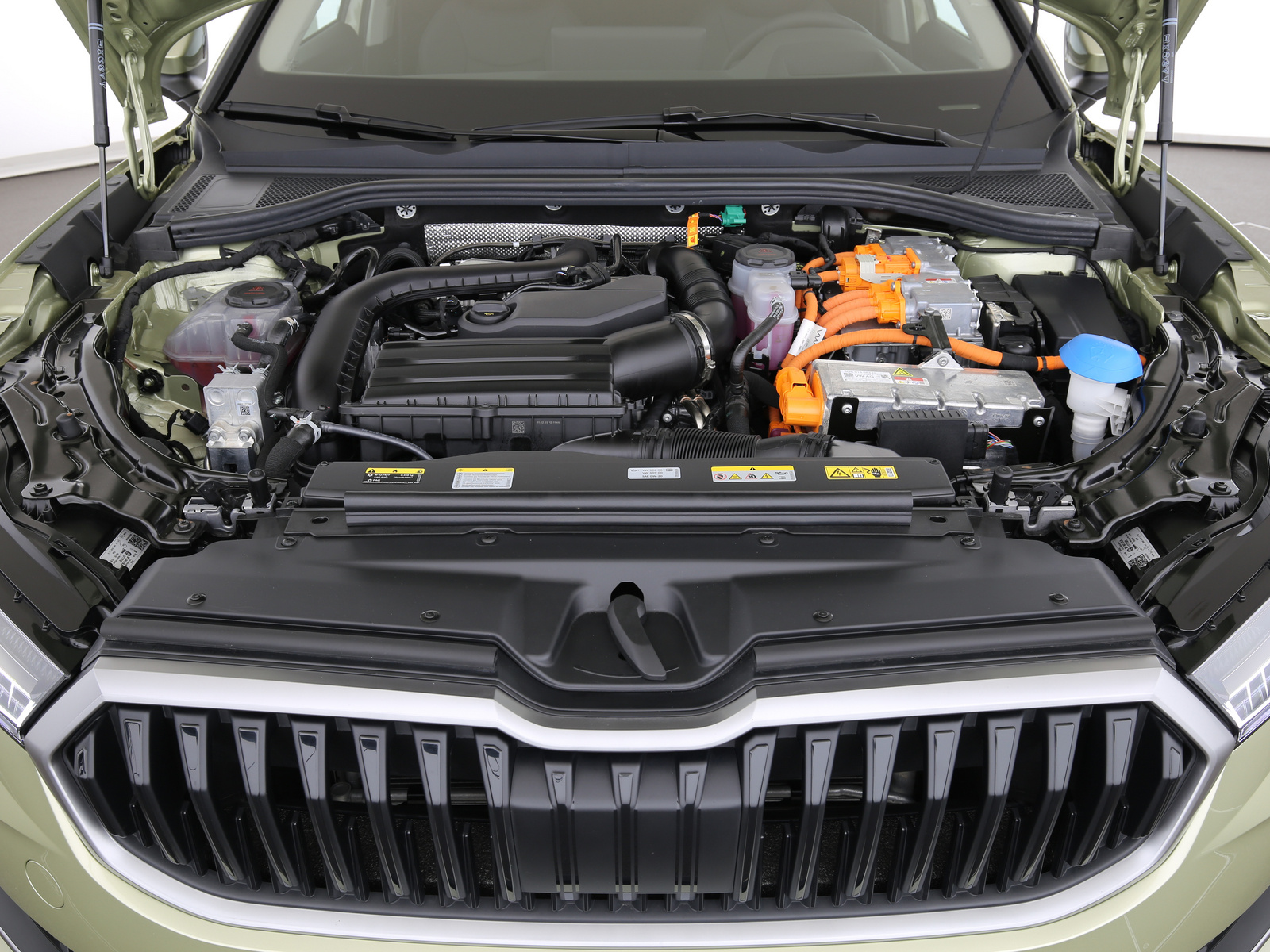 Skoda Superb Combi - Bild 24