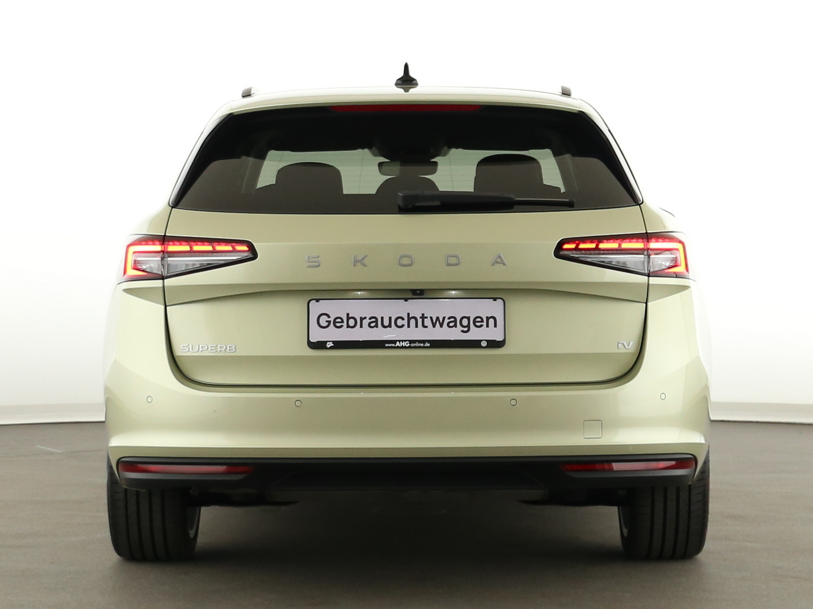 Skoda Superb Combi - Bild 6
