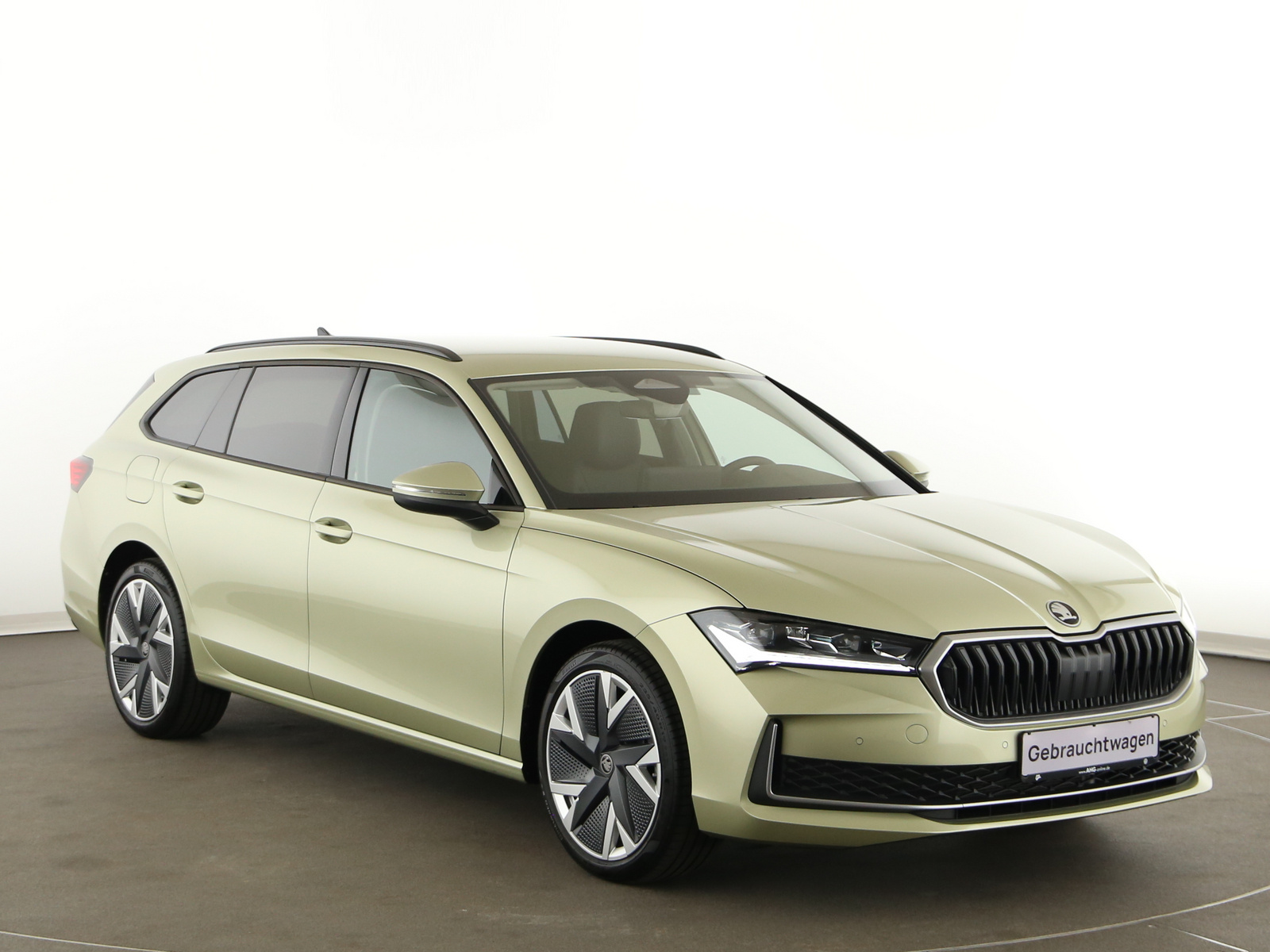 Skoda Superb Combi - Bild 9