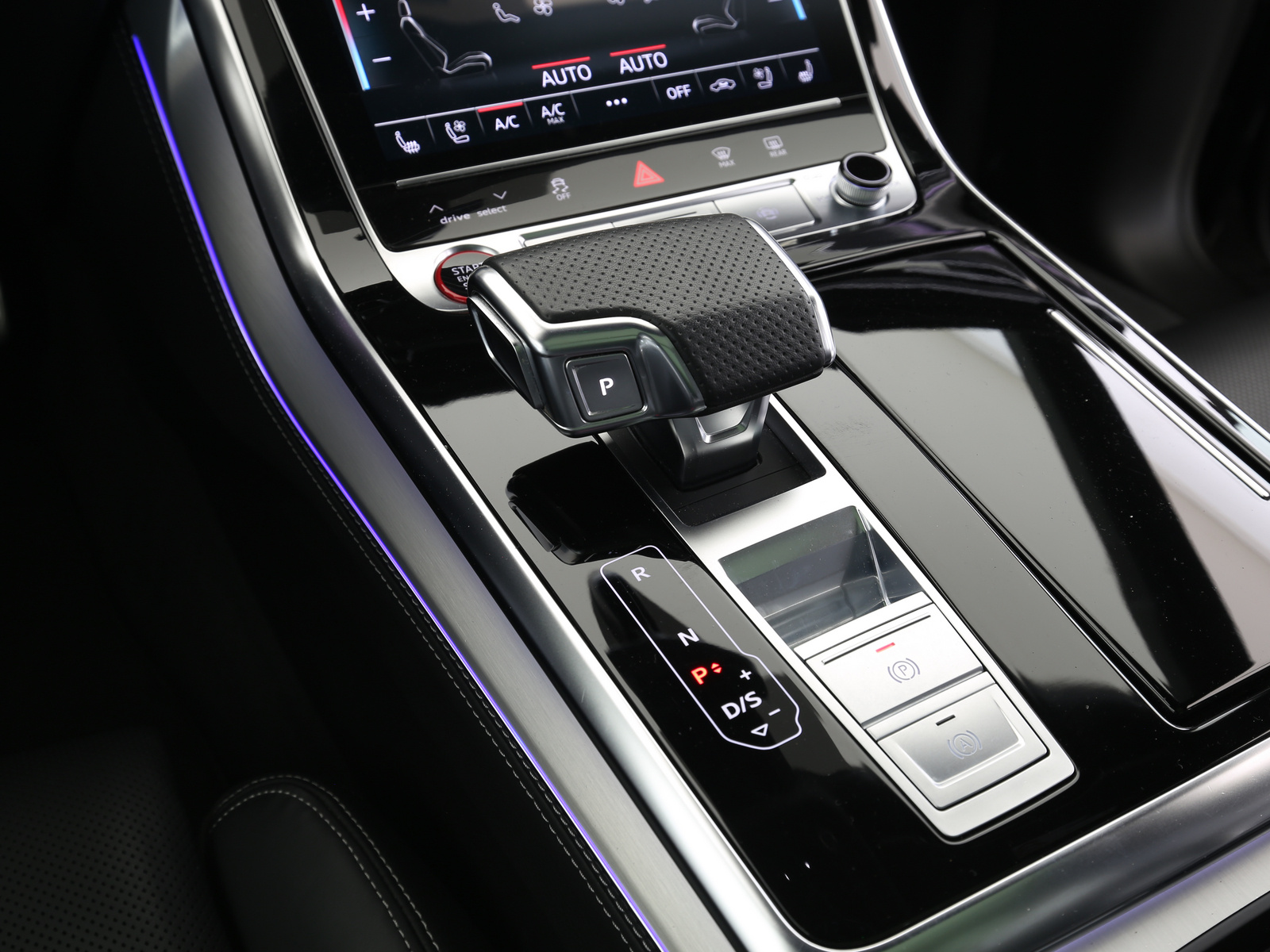 Audi SQ8 - Bild 17