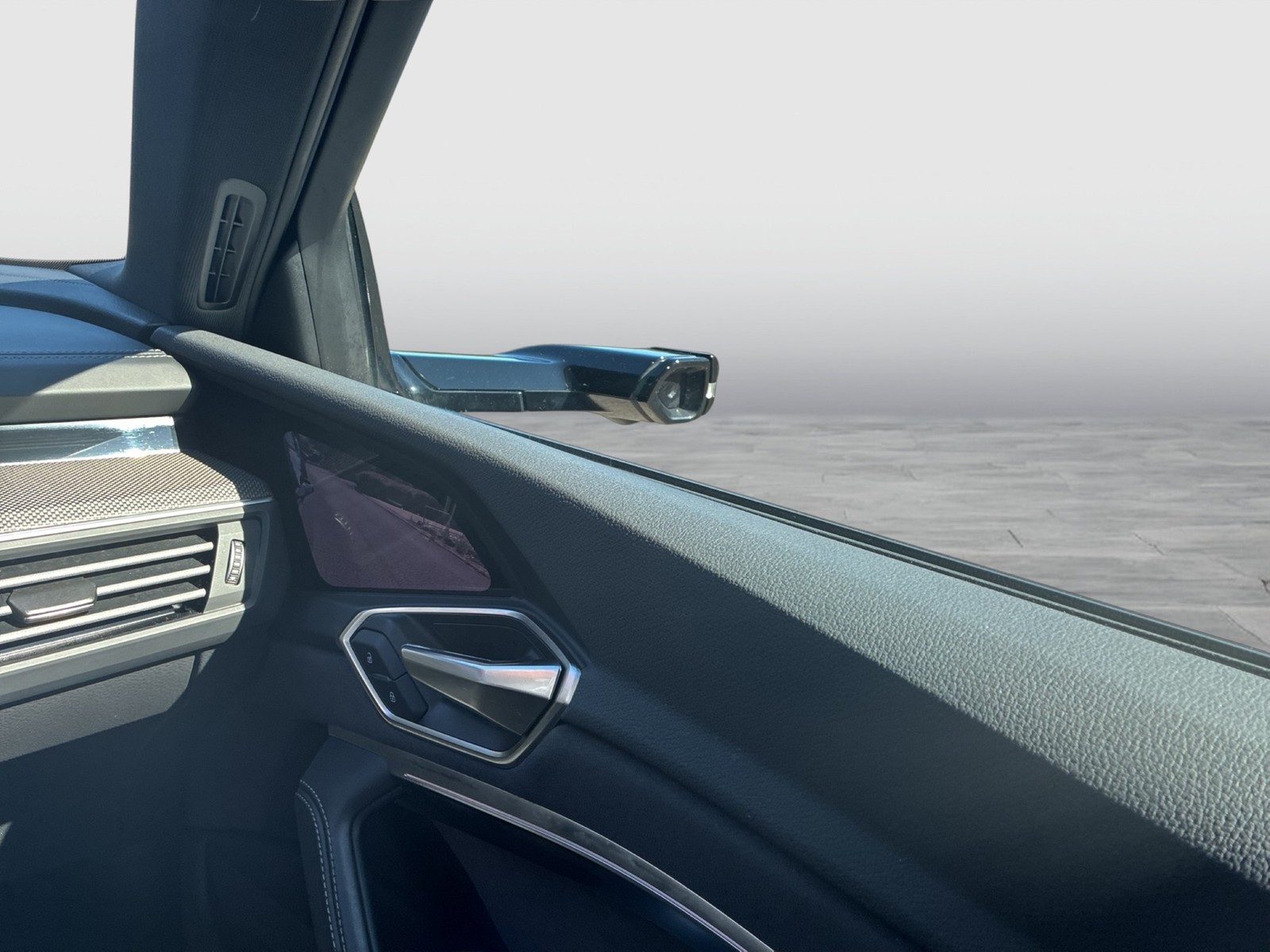 Audi Q8 e-tron - Bild 21